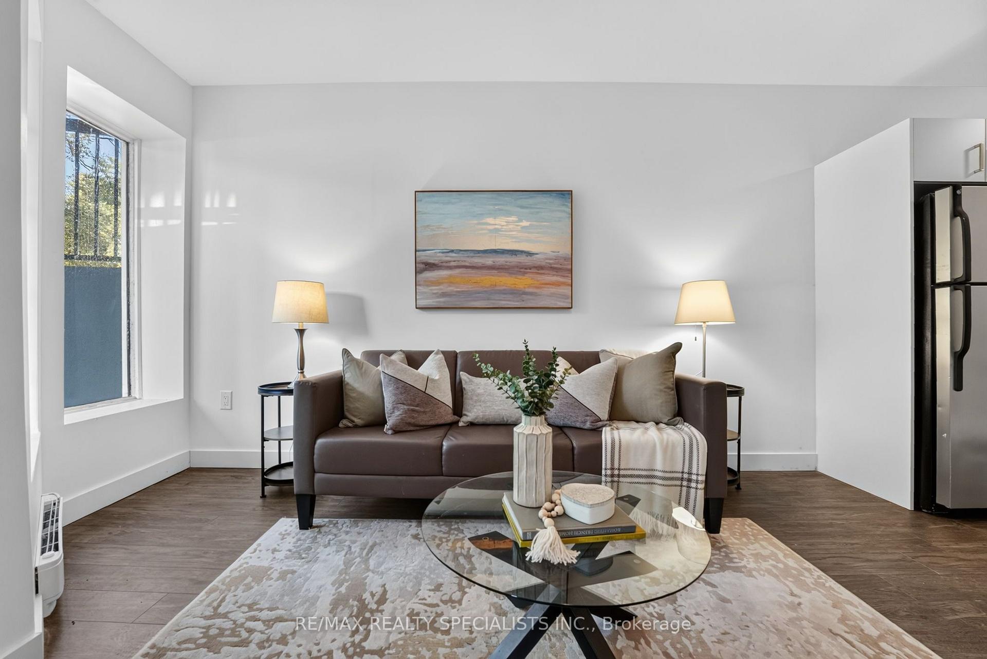 Photo 7 of Unit 1A, 44 Queenston Street, St. Catharines, E. Chester — HOMEH
