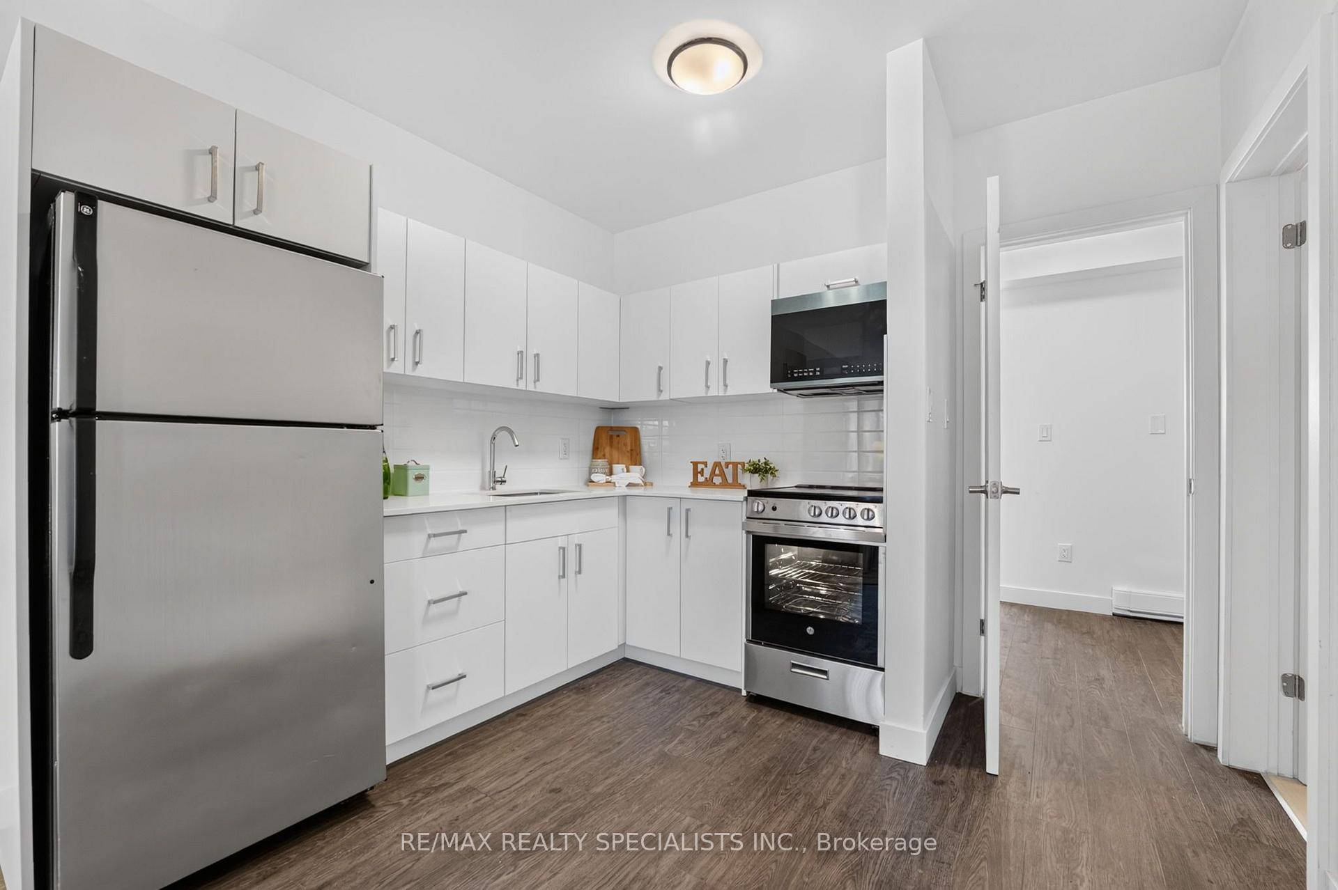 Photo 8 of Unit 1A, 44 Queenston Street, St. Catharines, E. Chester — HOMEH