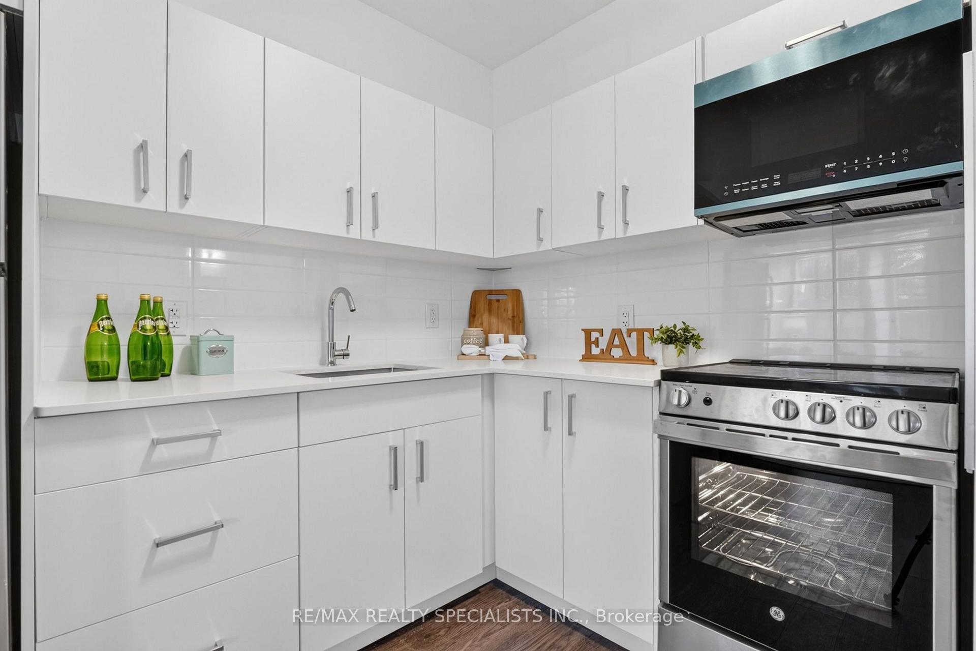Photo 13 of Unit 1A, 44 Queenston Street, St. Catharines, E. Chester — HOMEH