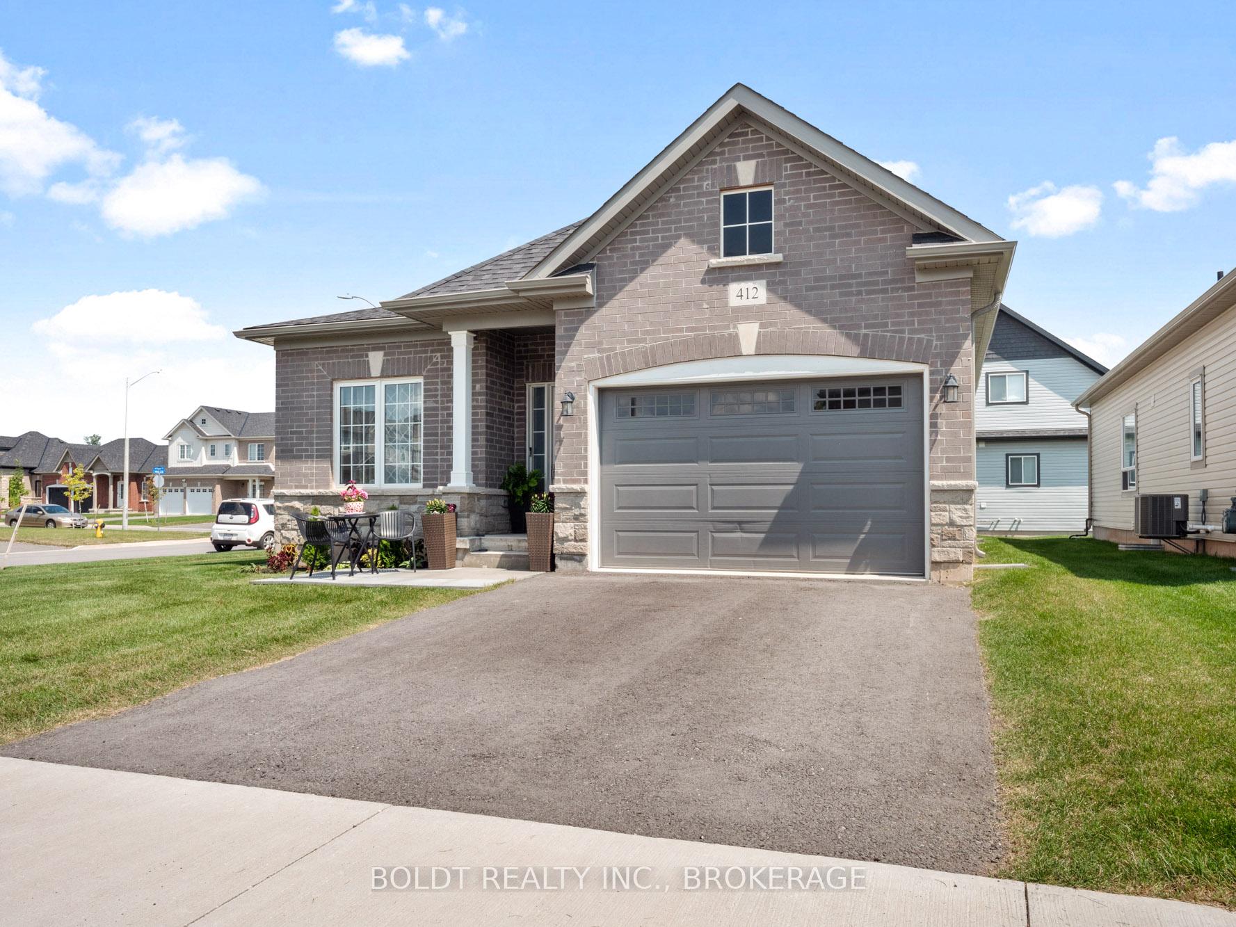 Photo of 412 Hummel Crescent