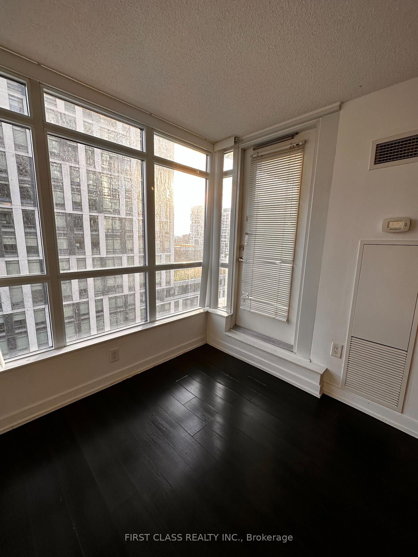 Photo 4 of Unit 1106, 151 Dan Leckie Way, Toronto, Waterfront Communities — HOMEH