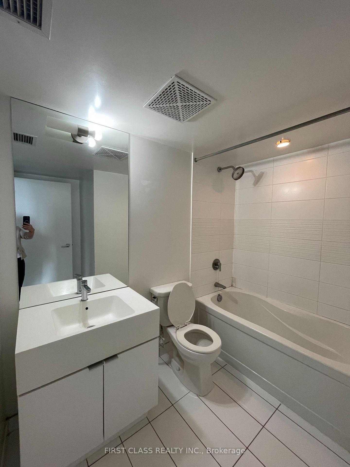 Photo 11 of Unit 1106, 151 Dan Leckie Way, Toronto, Waterfront Communities — HOMEH