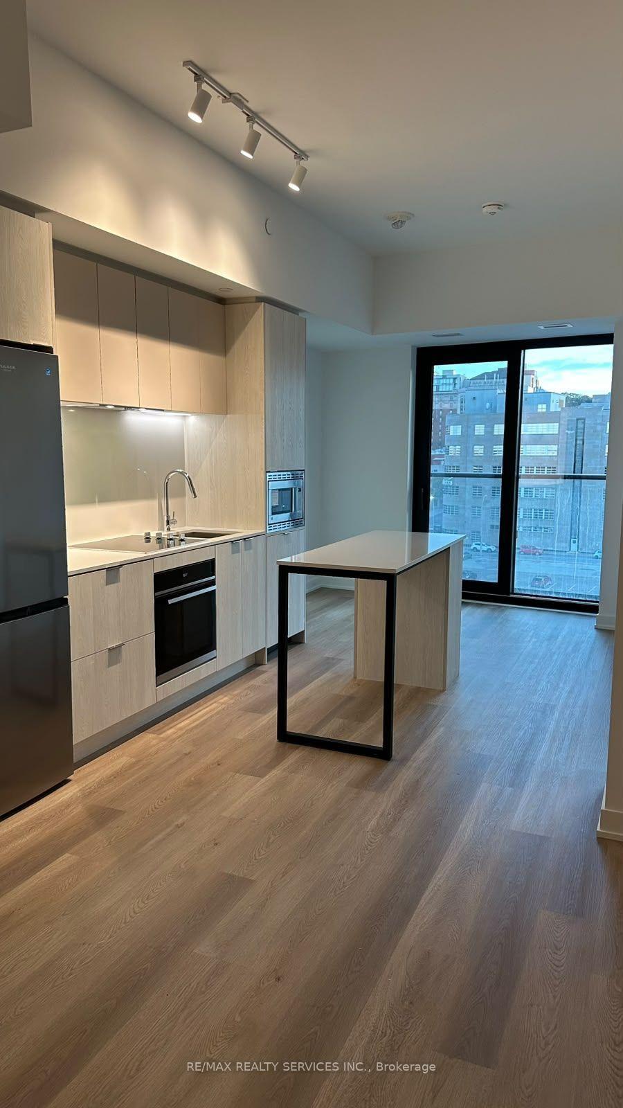 Photo 15 of Unit 704, 91 John Street, Hamilton, Corktown — HOMEH