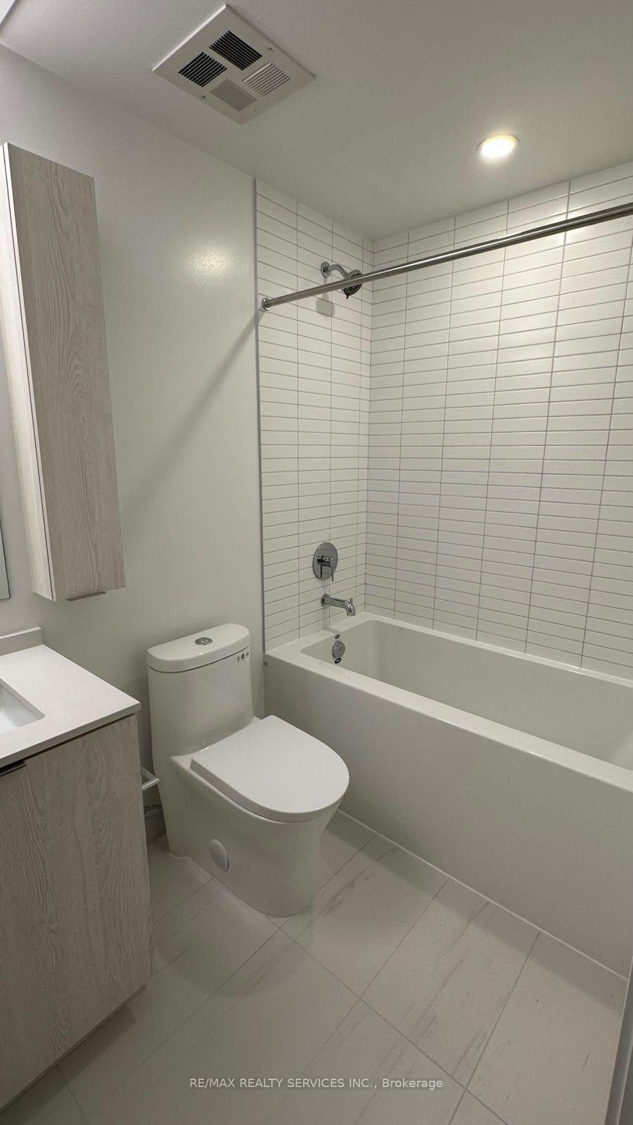Photo 19 of Unit 704, 91 John Street, Hamilton, Corktown — HOMEH