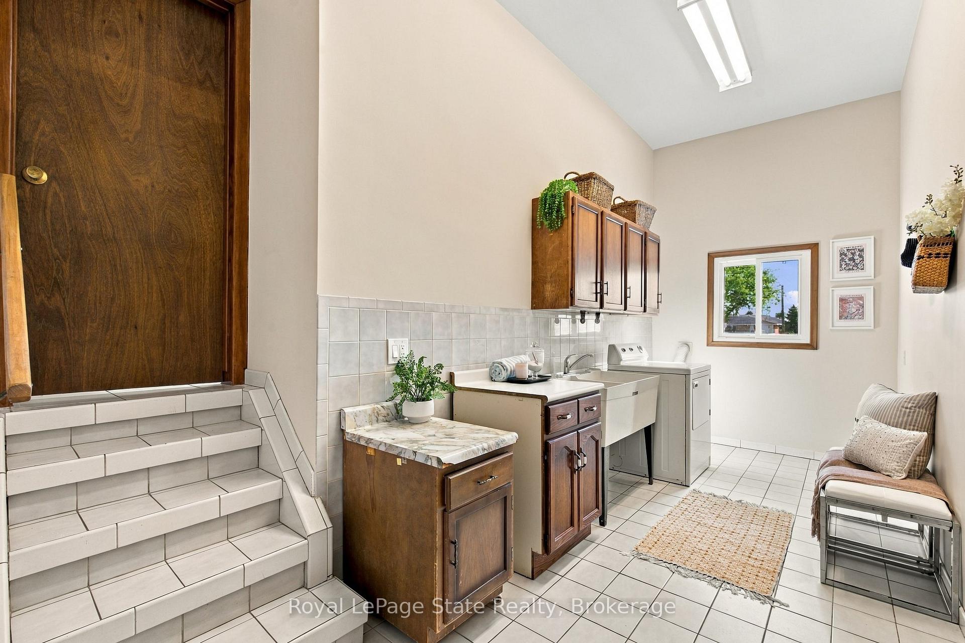Photo 6 of 79 Oakland Drive, Hamilton, Kentley — HOMEH