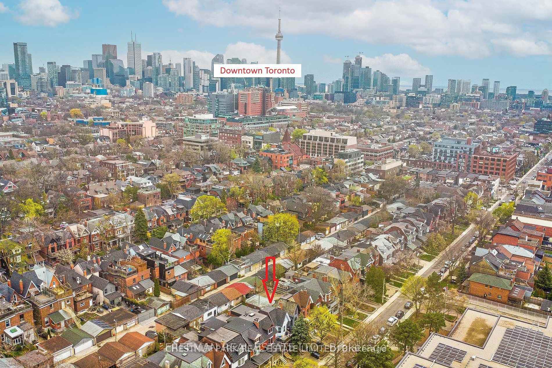 Photo 5 of Unit Main Floor, 435 Manning Avenue, Toronto, Palmerston-Little Italy — HOMEH
