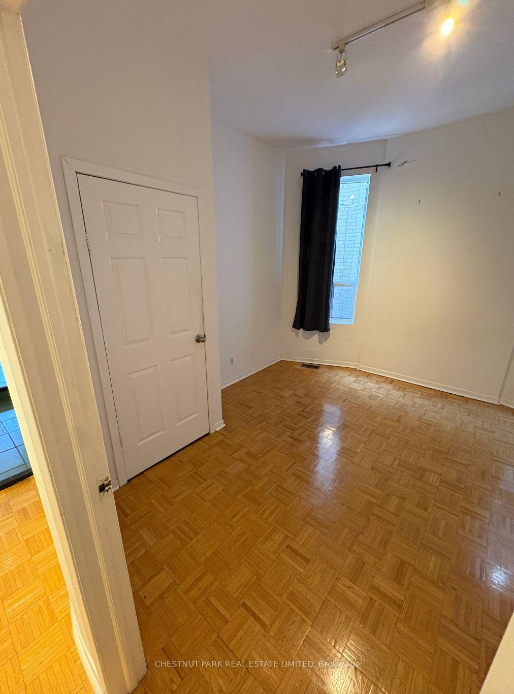 Photo 13 of Unit Main Floor, 435 Manning Avenue, Toronto, Palmerston-Little Italy — HOMEH