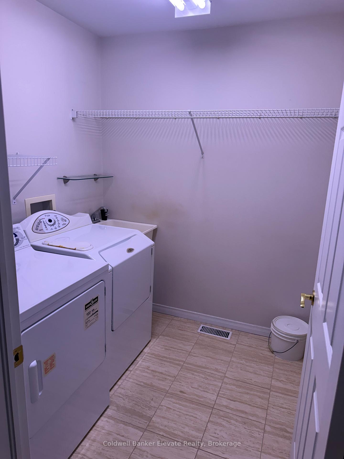 Photo 5 of Unit 9, 2705 Kingsway Drive, Kitchener, Vanier - Kitchener — HOMEH