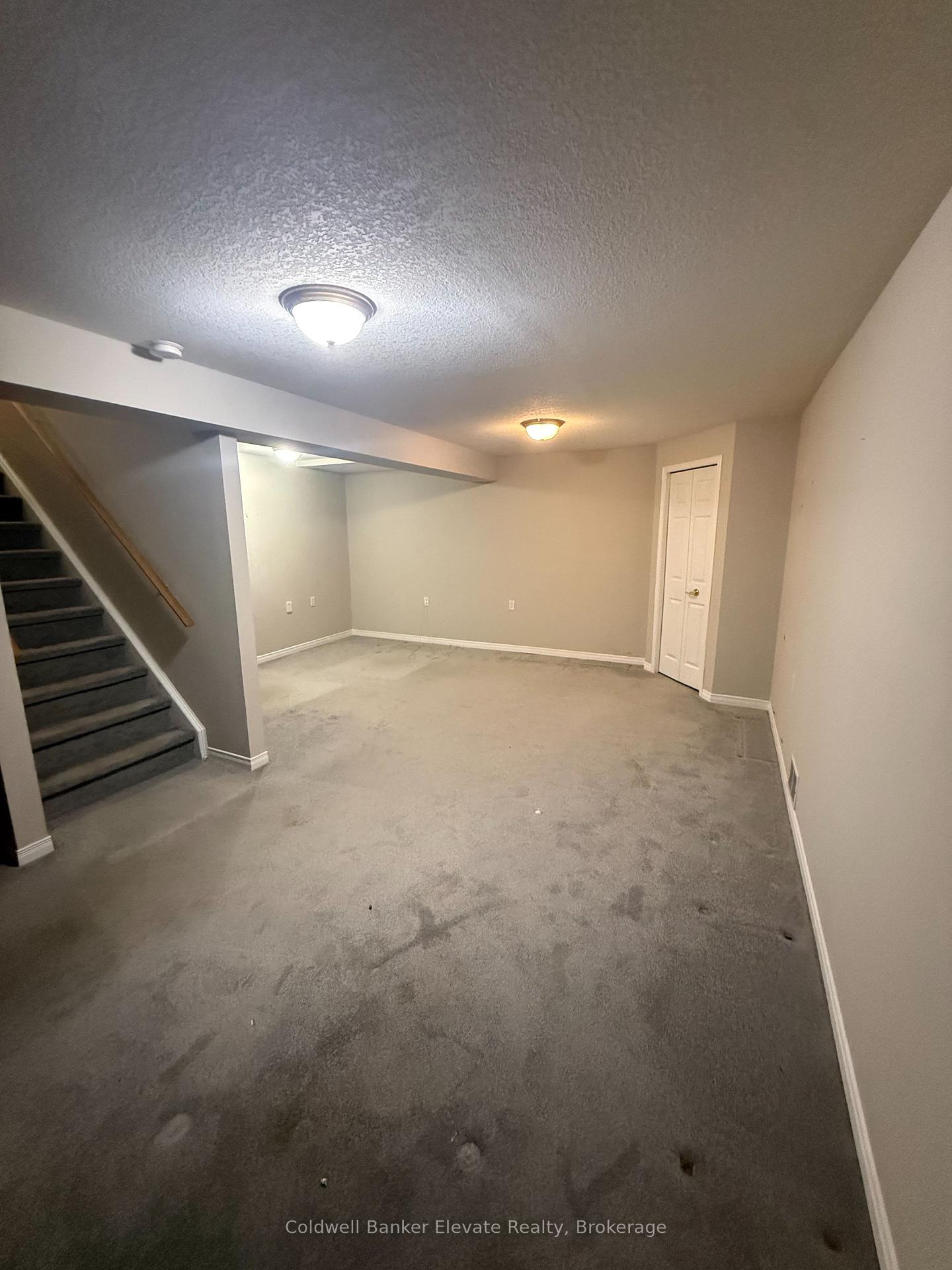 Photo 7 of Unit 9, 2705 Kingsway Drive, Kitchener, Vanier - Kitchener — HOMEH