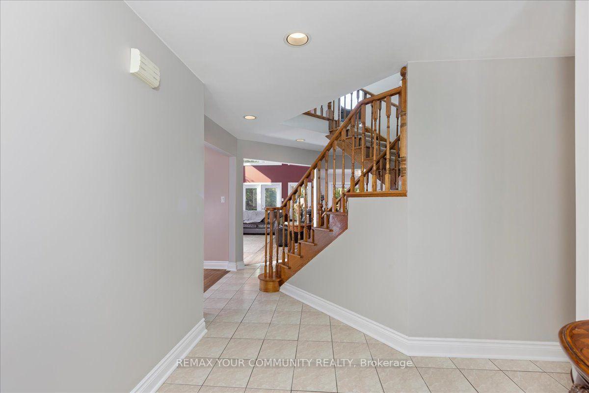 Photo 5 of 76 Riverglen Drive, Georgina, Keswick South — HOMEH