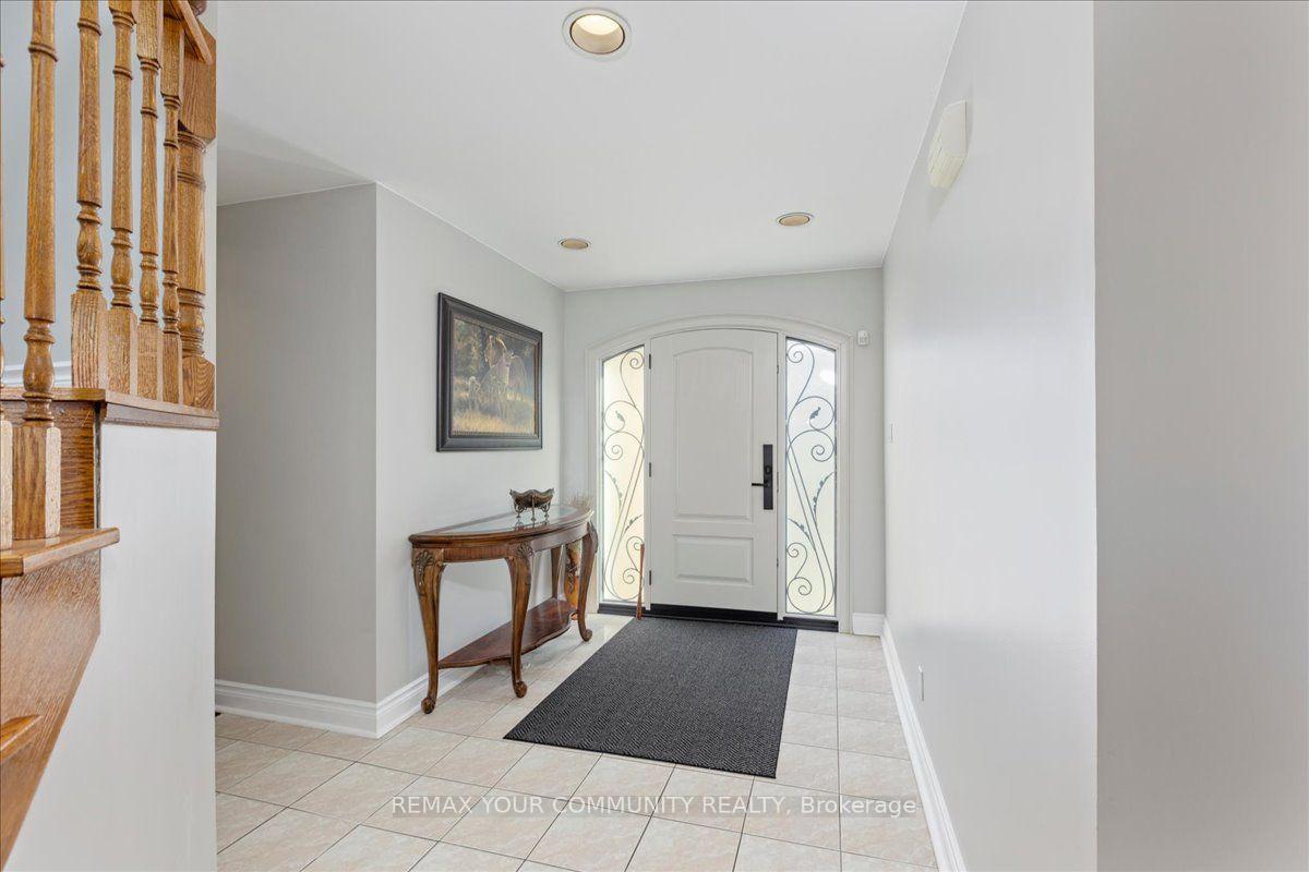 Photo 6 of 76 Riverglen Drive, Georgina, Keswick South — HOMEH