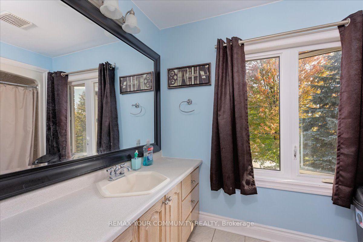 Photo 27 of 76 Riverglen Drive, Georgina, Keswick South — HOMEH