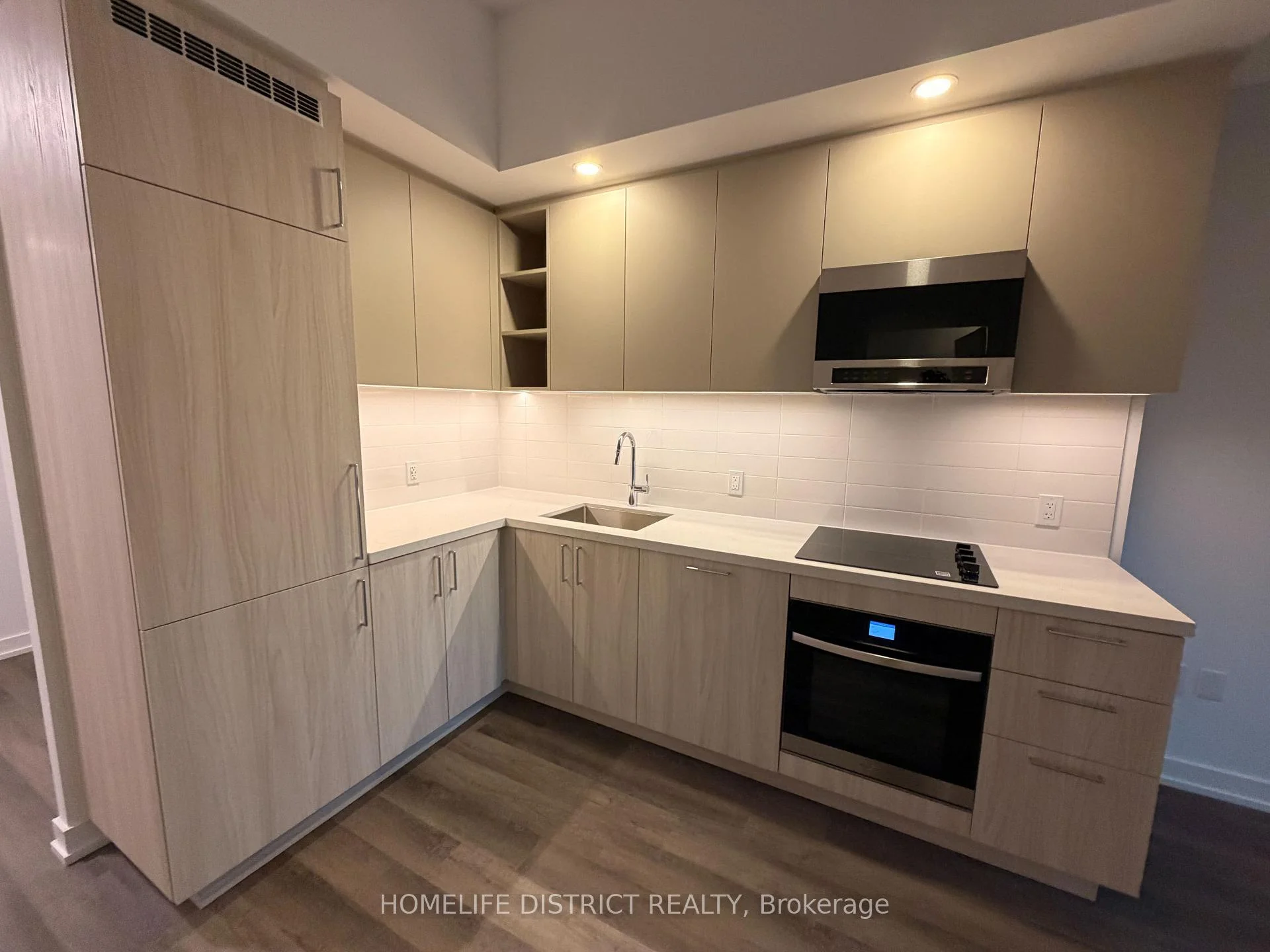 Photo 6 of Unit 515, 5 Meadowale Road E, Vaughan, Vaughan Corporate Centre — HOMEH