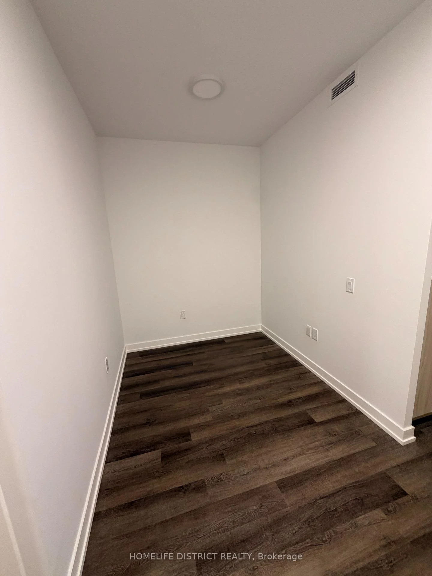 Photo 10 of Unit 515, 5 Meadowale Road E, Vaughan, Vaughan Corporate Centre — HOMEH
