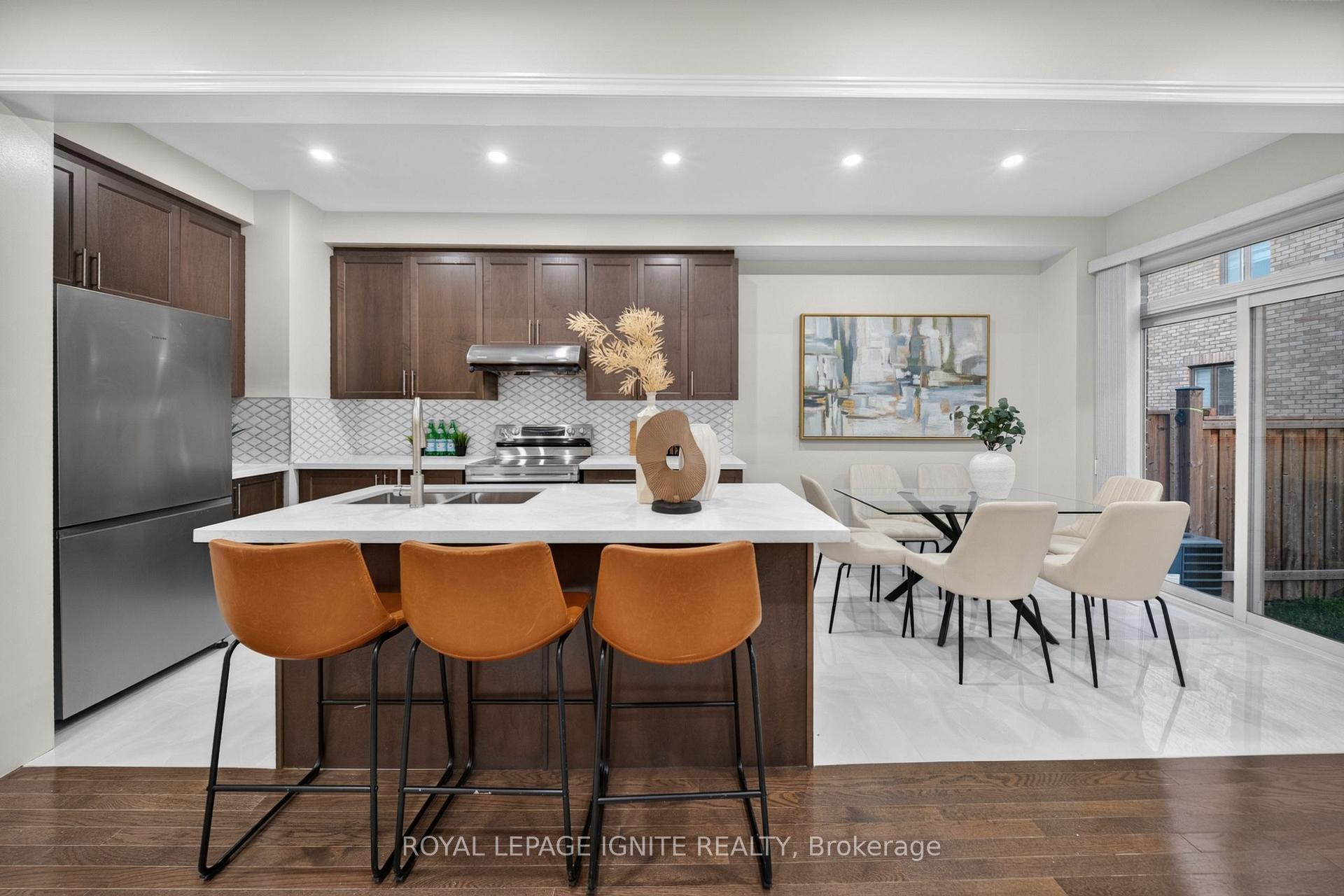 Photo 12 of 151 Adventura Road, Brampton, Northwest Brampton — HOMEH