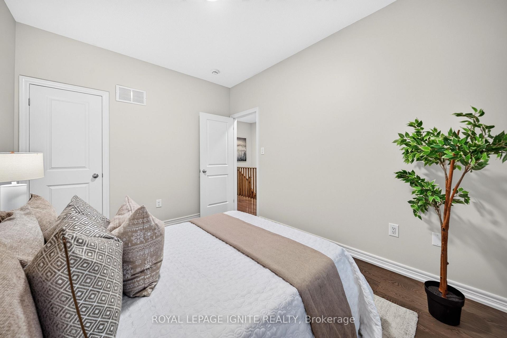 Photo 22 of 151 Adventura Road, Brampton, Northwest Brampton — HOMEH