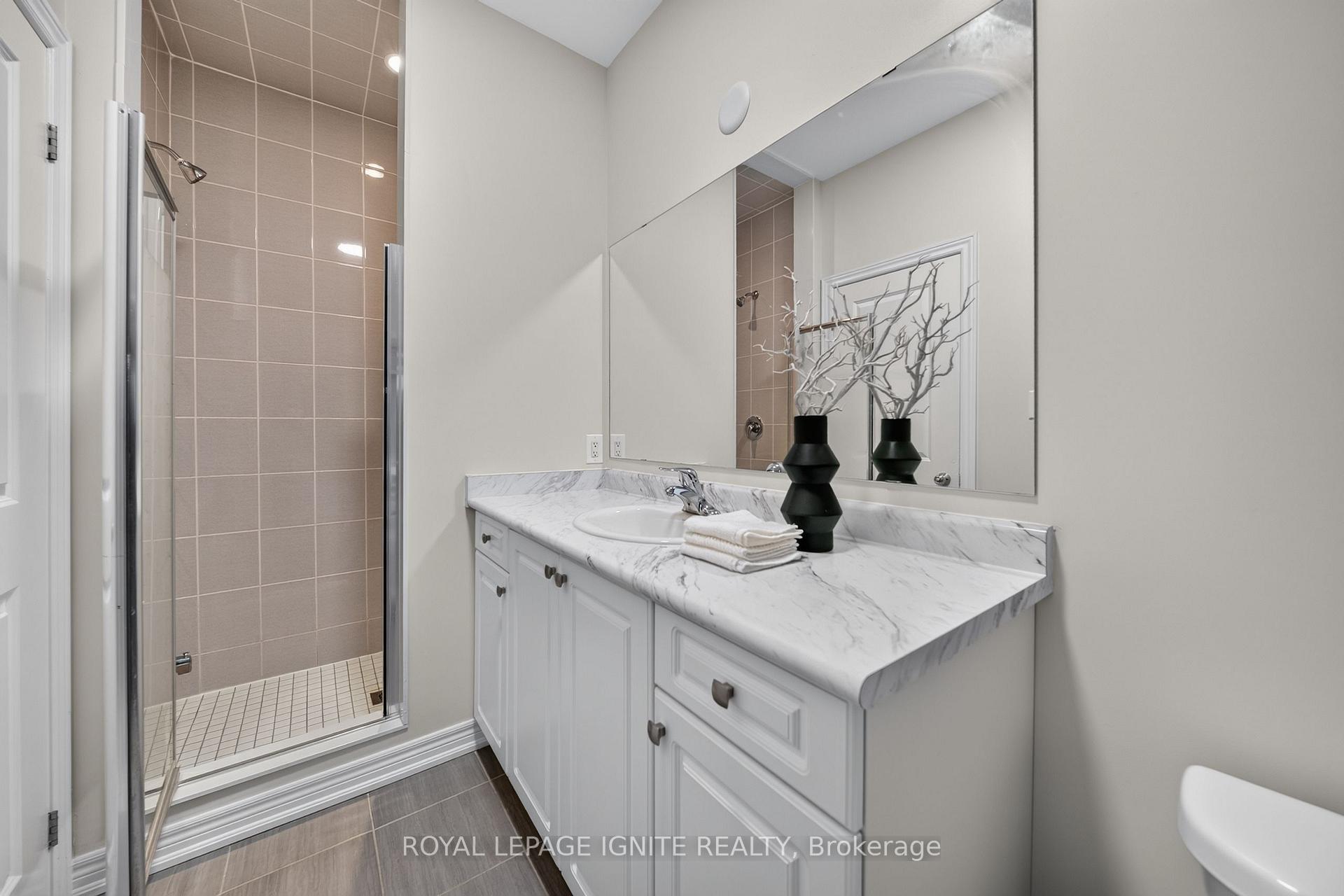 Photo 31 of 151 Adventura Road, Brampton, Northwest Brampton — HOMEH