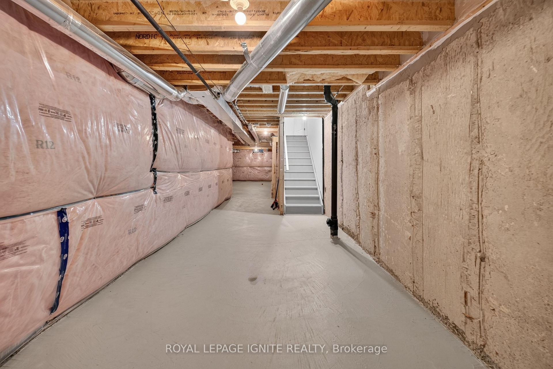 Photo 34 of 151 Adventura Road, Brampton, Northwest Brampton — HOMEH