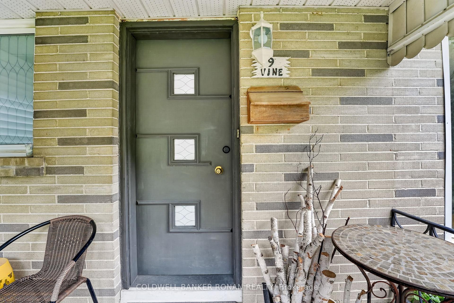 Photo 7 of 9 Vine Street, Barrie, Sunnidale — HOMEH