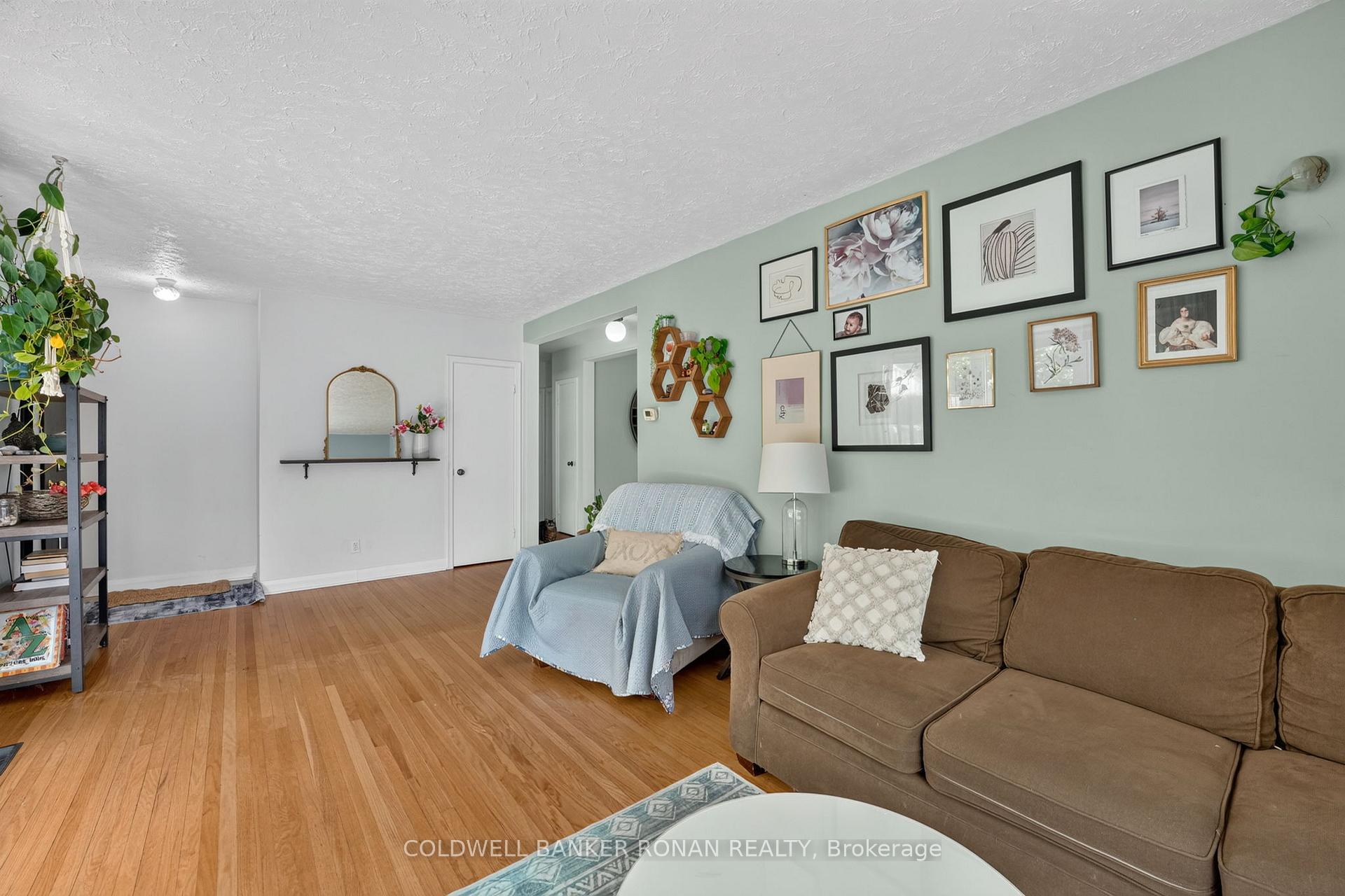 Photo 13 of 9 Vine Street, Barrie, Sunnidale — HOMEH