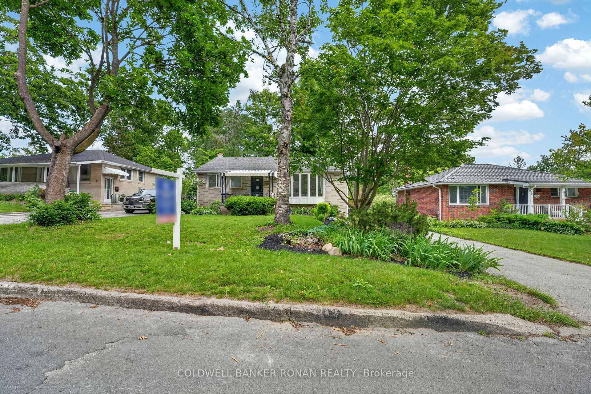 Photo 49 of 9 Vine Street, Barrie, Sunnidale — HOMEH
