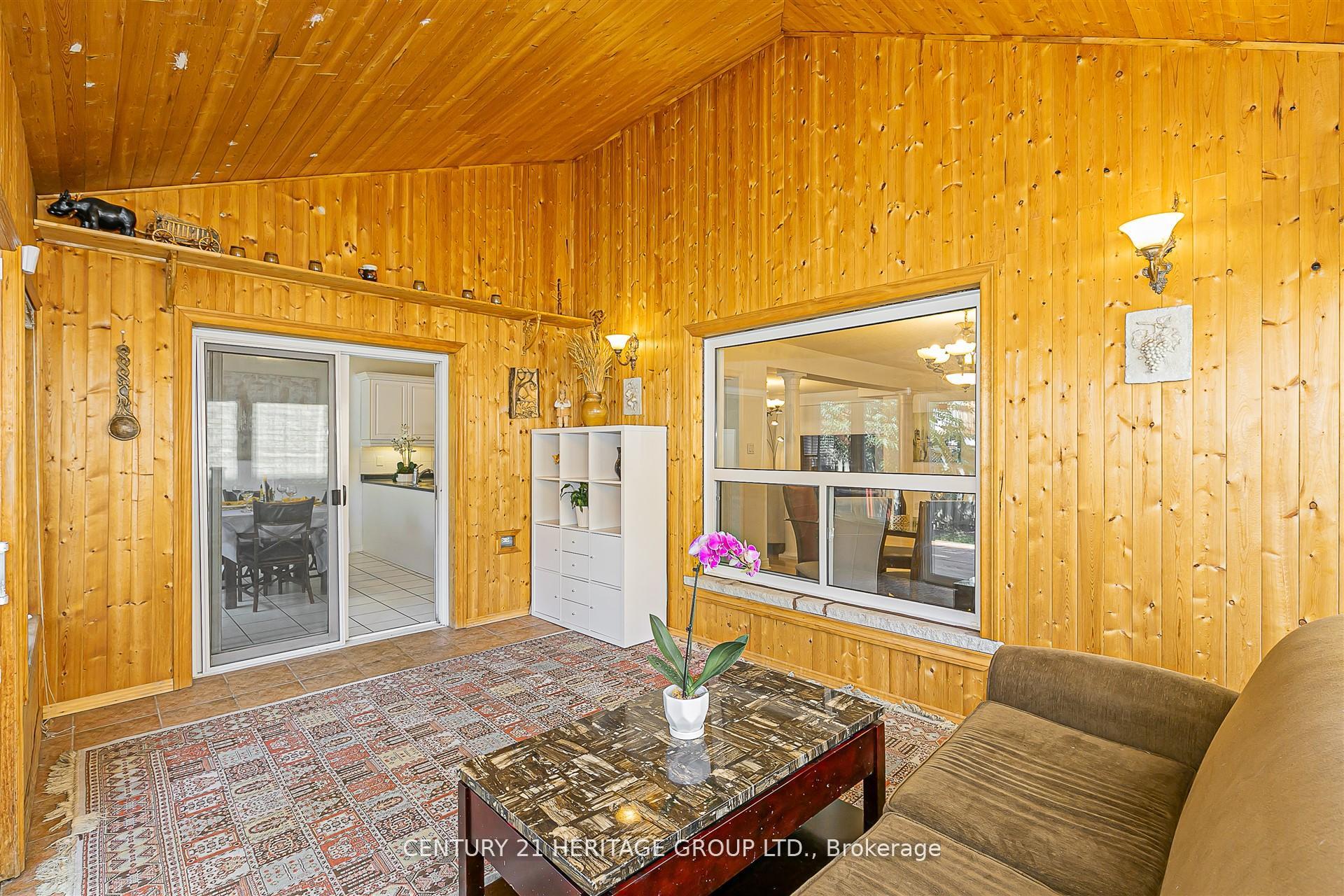 Photo 14 of 29 Eminence Road, Vaughan, Patterson — HOMEH