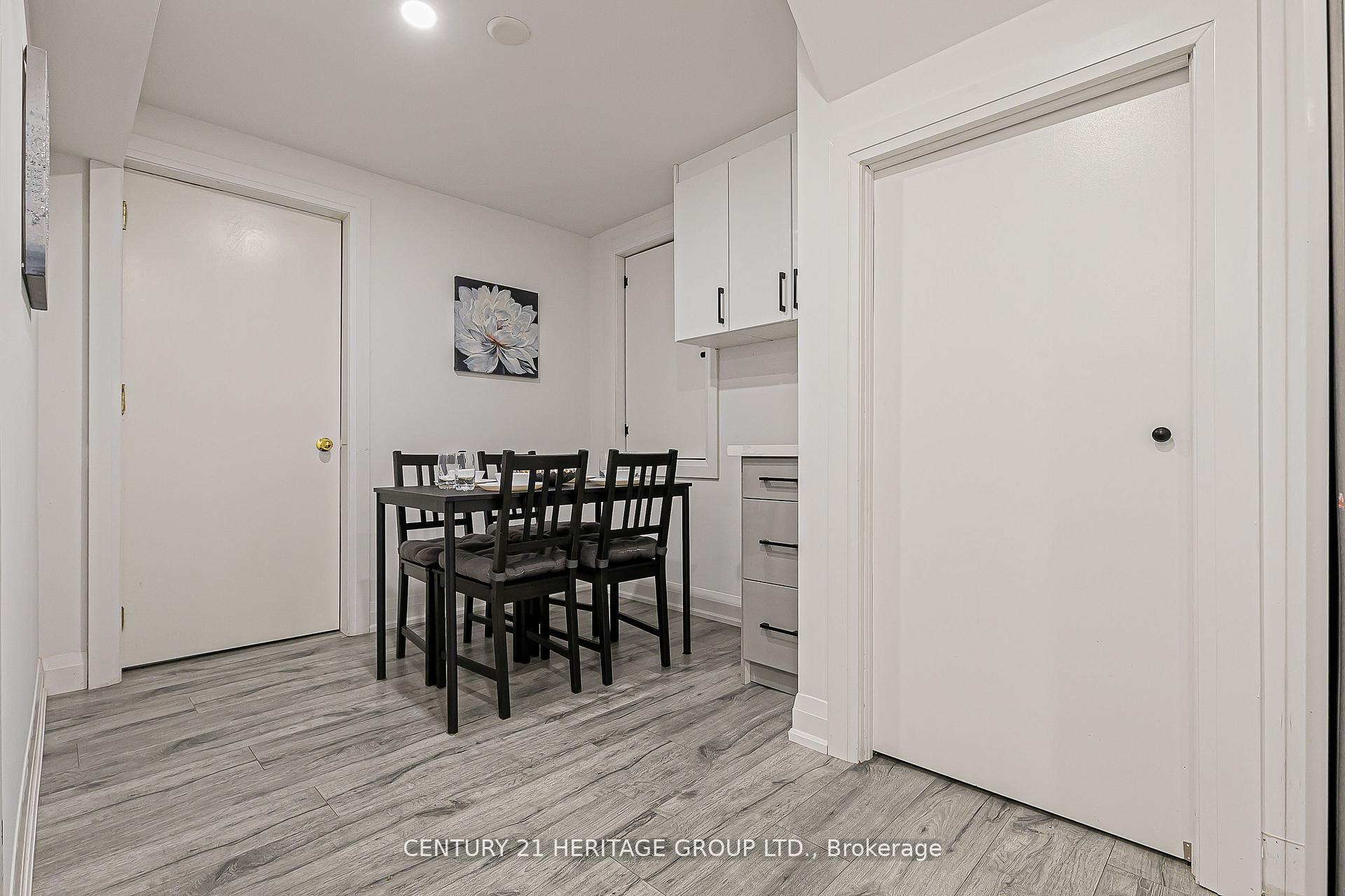 Photo 30 of 29 Eminence Road, Vaughan, Patterson — HOMEH