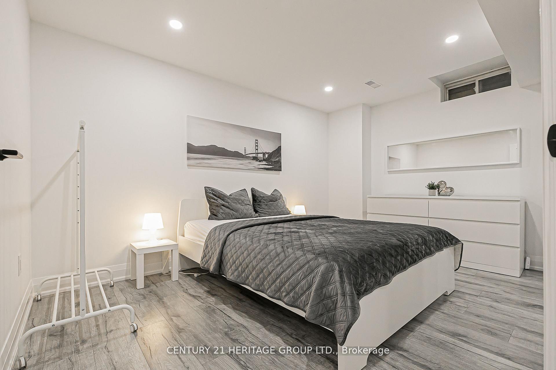 Photo 31 of 29 Eminence Road, Vaughan, Patterson — HOMEH