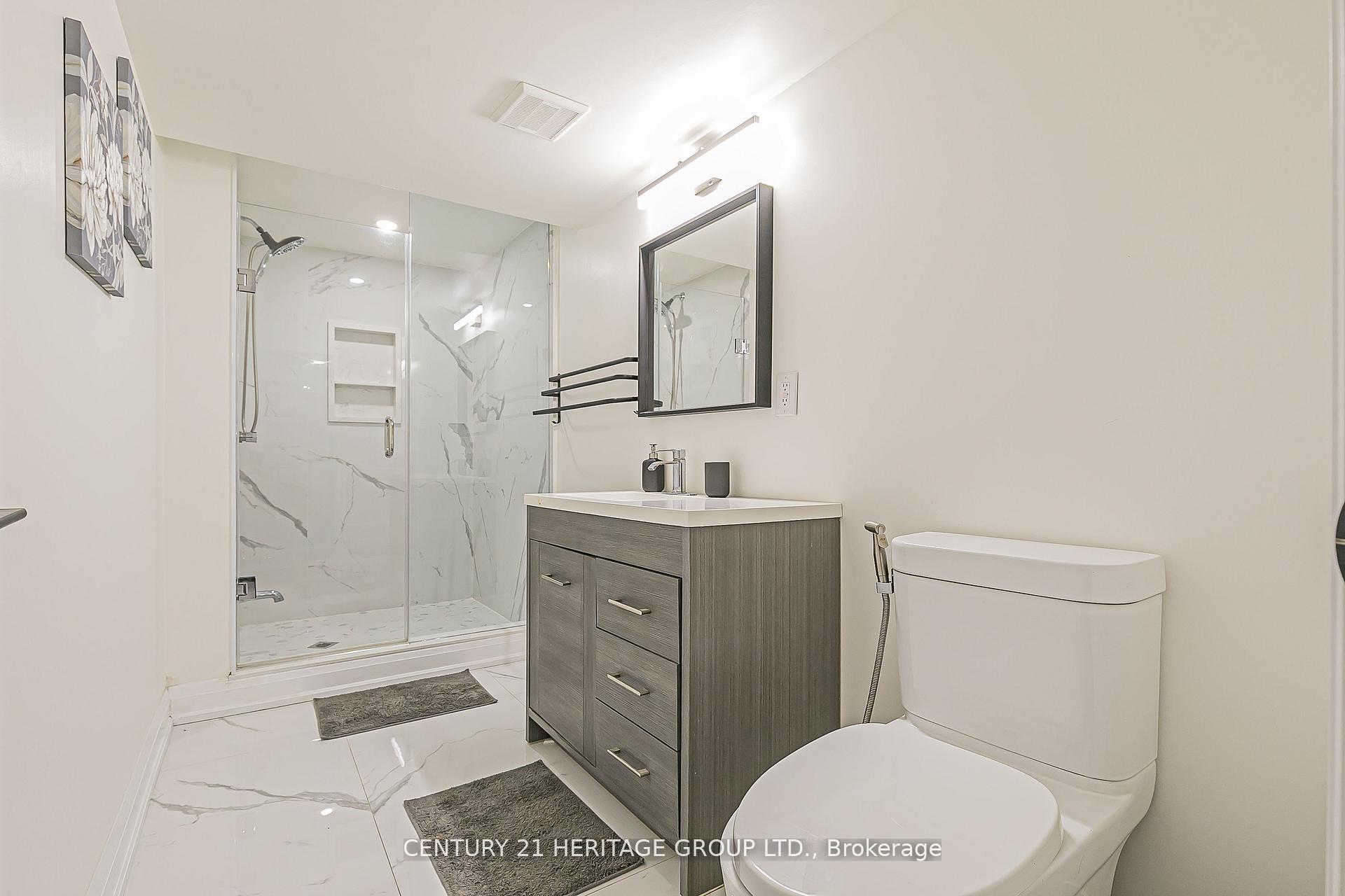Photo 34 of 29 Eminence Road, Vaughan, Patterson — HOMEH