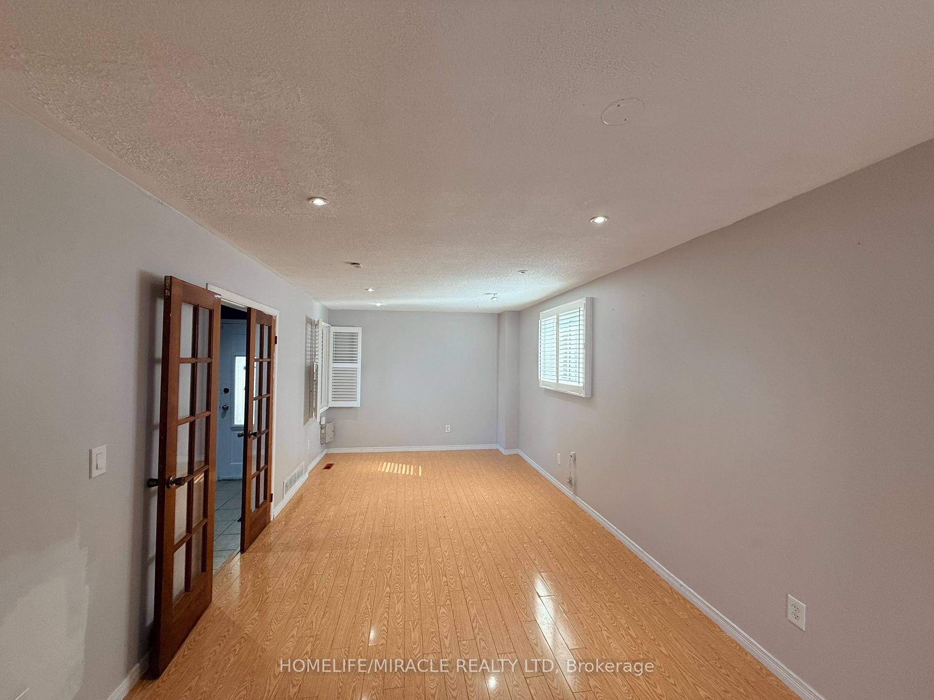 Photo 7 of 1 Hudson Drive, Brampton, Fletcher's West — HOMEH