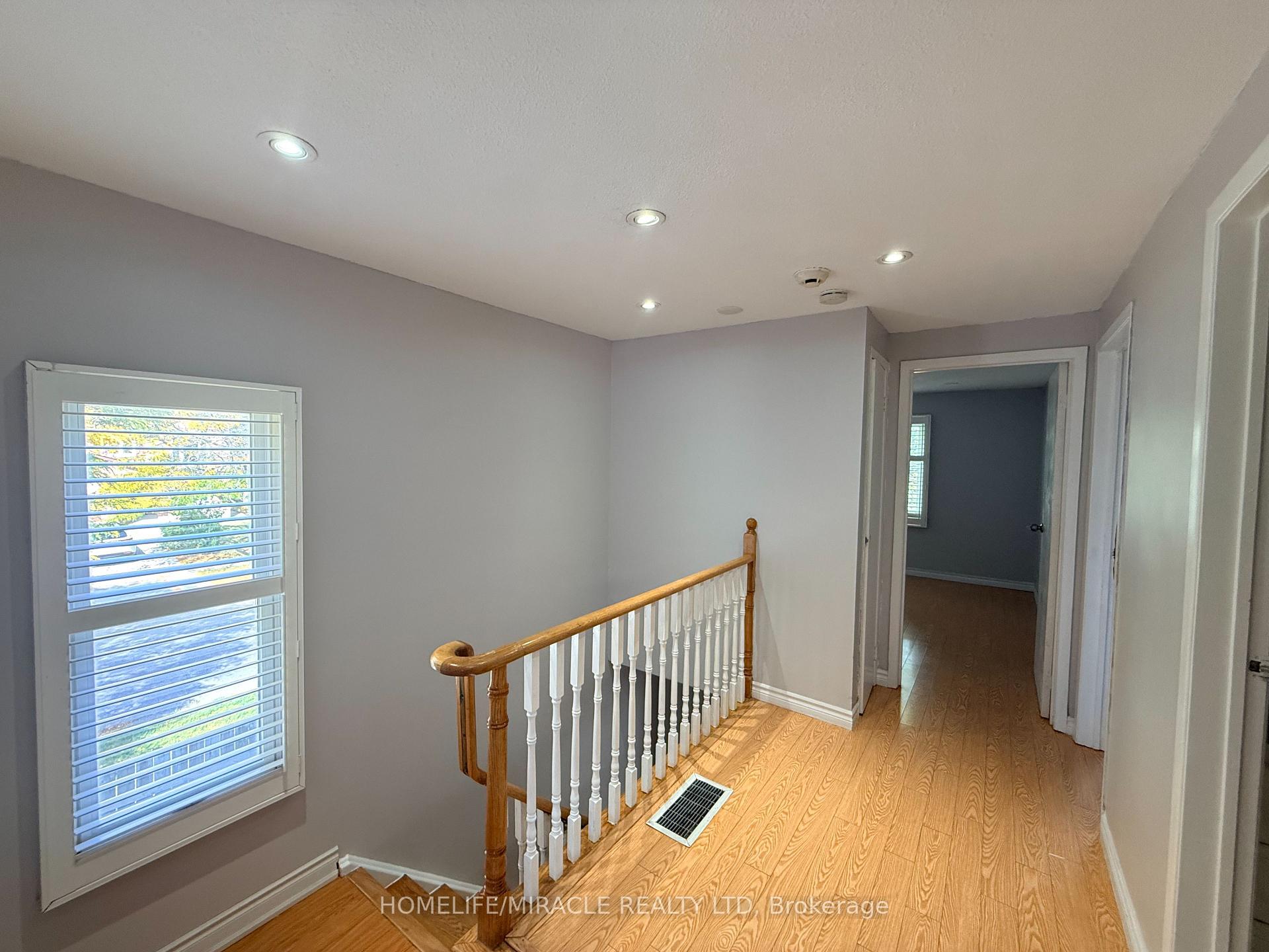 Photo 13 of 1 Hudson Drive, Brampton, Fletcher's West — HOMEH