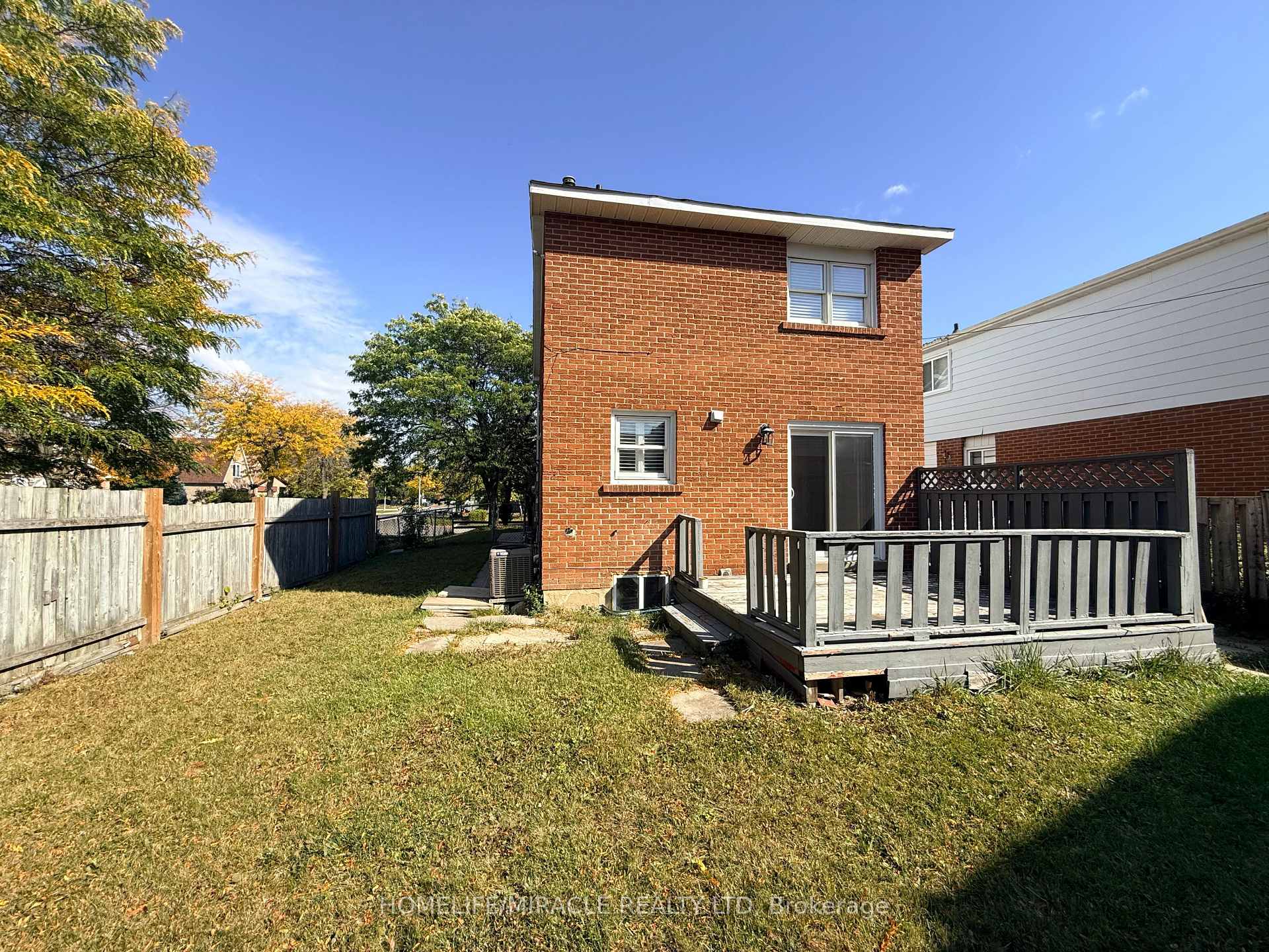 Photo 26 of 1 Hudson Drive, Brampton, Fletcher's West — HOMEH