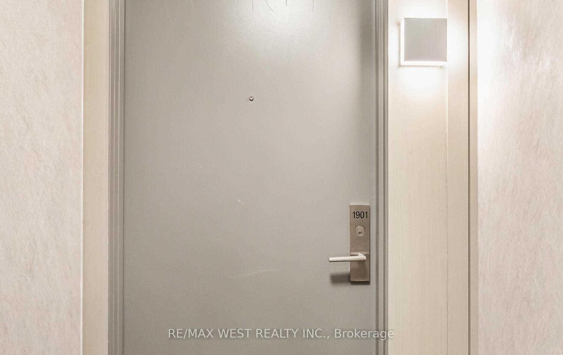 Photo 6 of Unit 1901, 56 Annie Craig Drive, Etobicoke, Mimico — HOMEH