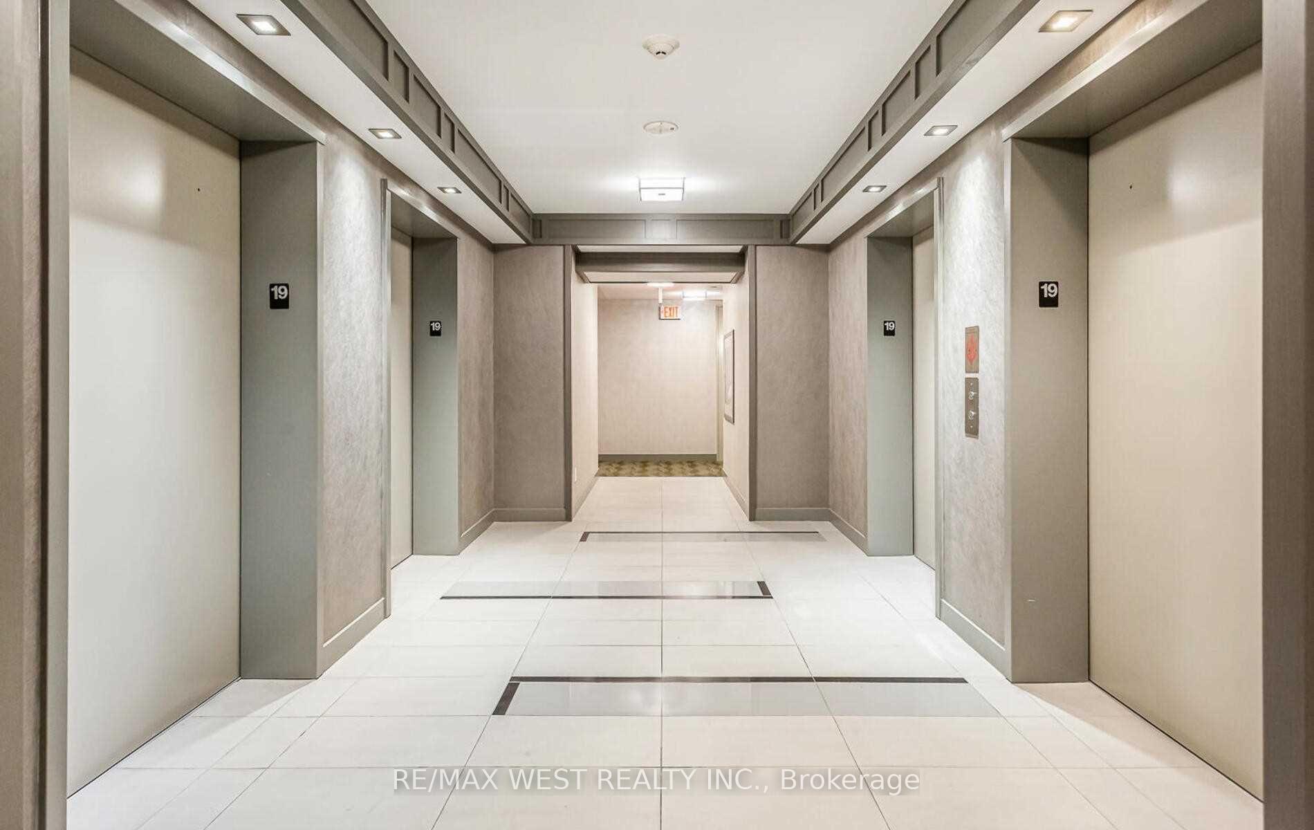 Photo 5 of Unit 1901, 56 Annie Craig Drive, Etobicoke, Mimico — HOMEH