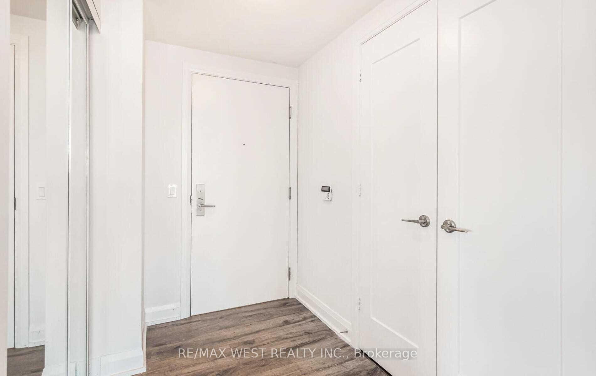 Photo 7 of Unit 1901, 56 Annie Craig Drive, Etobicoke, Mimico — HOMEH