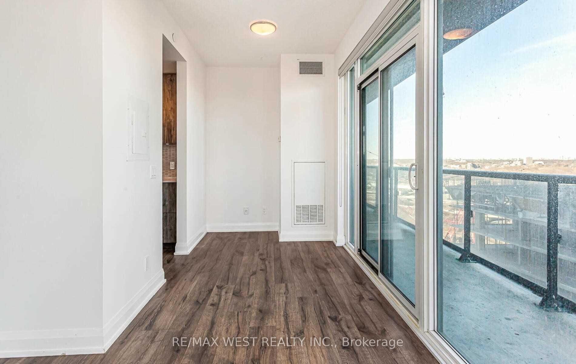 Photo 15 of Unit 1901, 56 Annie Craig Drive, Etobicoke, Mimico — HOMEH
