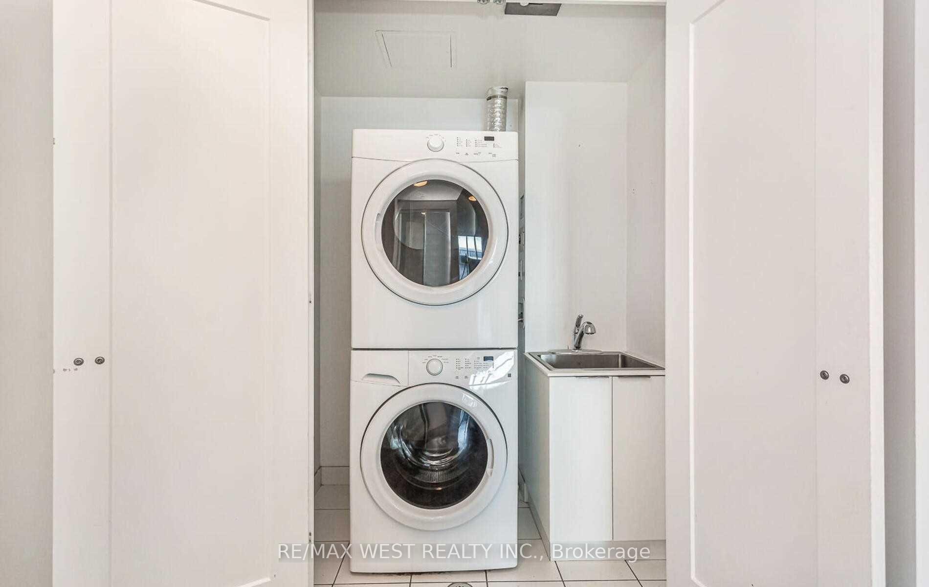 Photo 31 of Unit 1901, 56 Annie Craig Drive, Etobicoke, Mimico — HOMEH