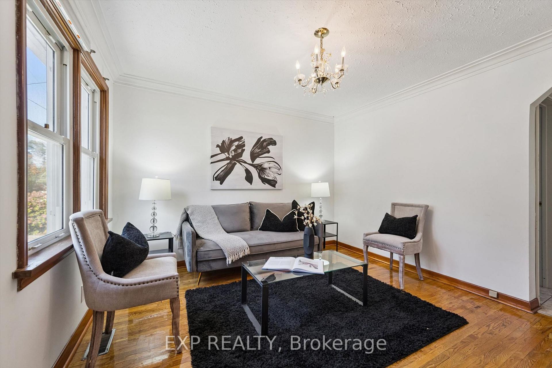 Photo 4 of 191 Grove Street, Guelph, St. George's — HOMEH