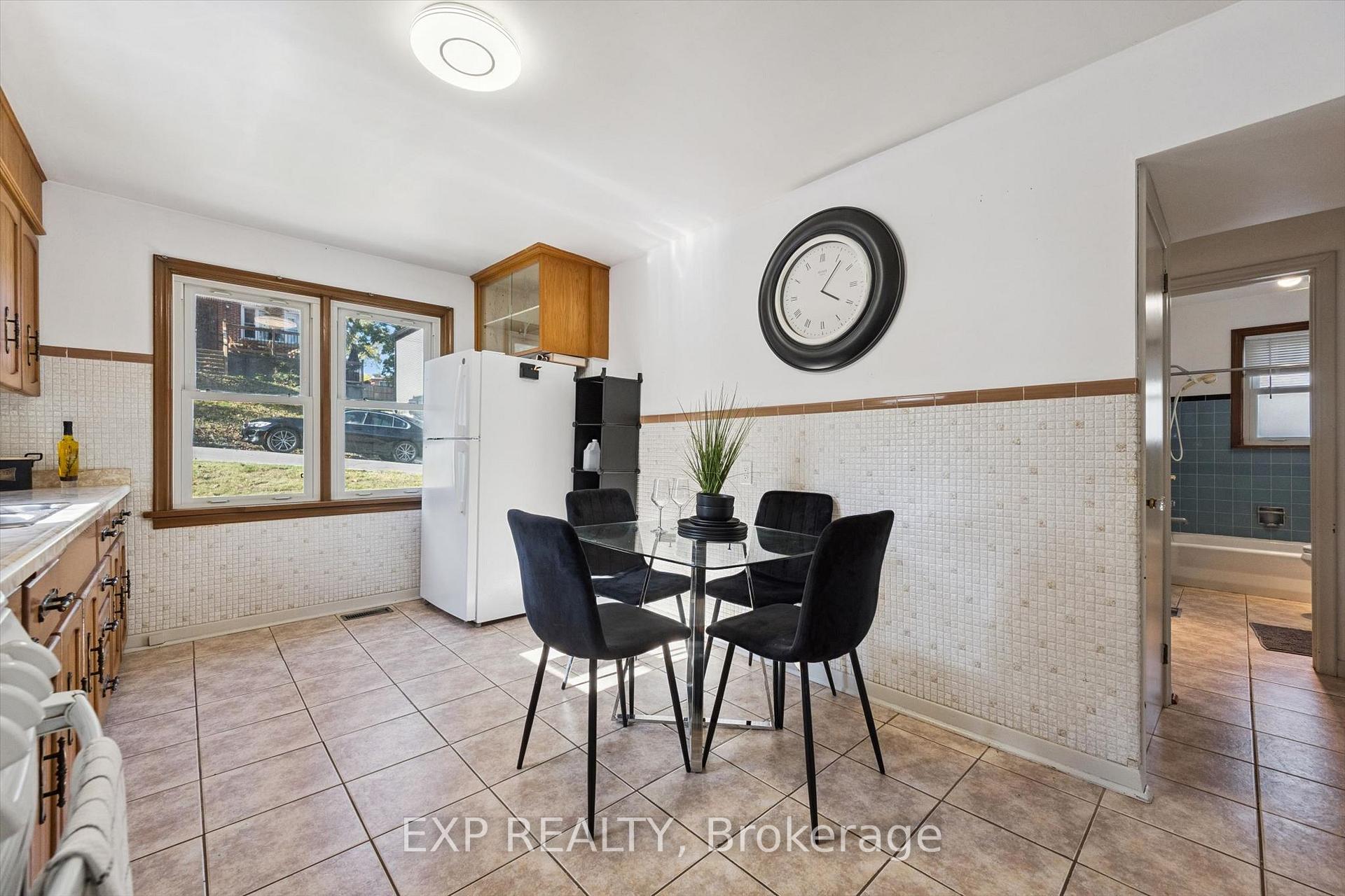 Photo 8 of 191 Grove Street, Guelph, St. George's — HOMEH