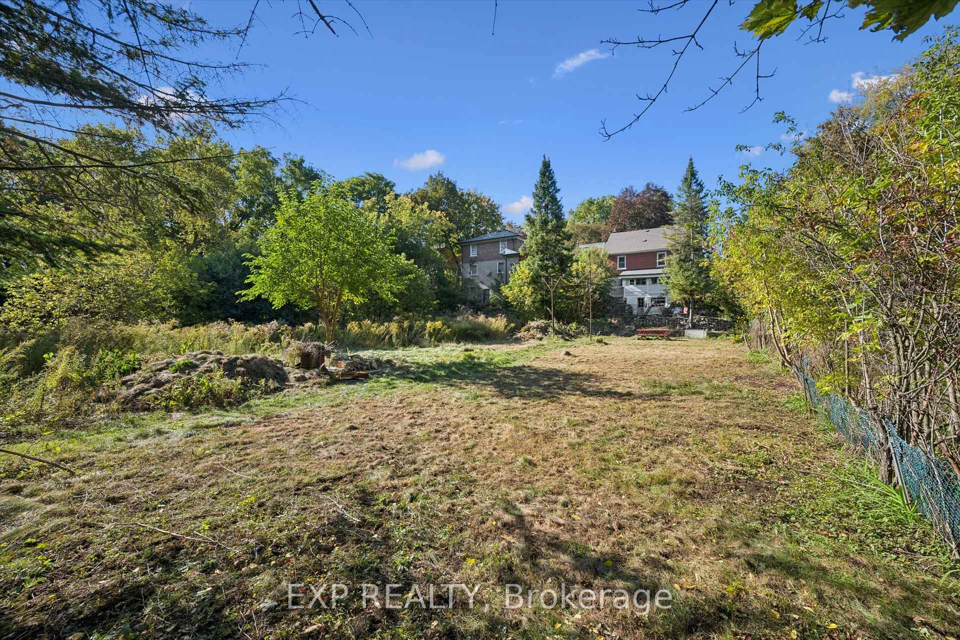 Photo 35 of 191 Grove Street, Guelph, St. George's — HOMEH