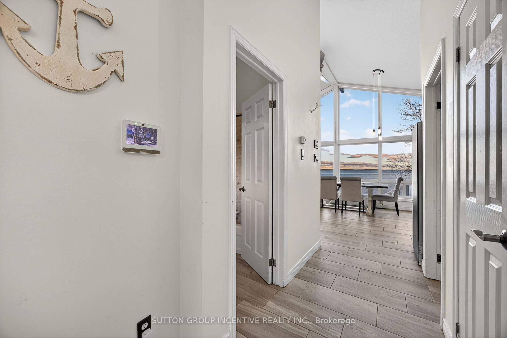 Photo 3 of 211 Moon Point Drive, Oro-Medonte, Rural Oro-Medonte — HOMEH
