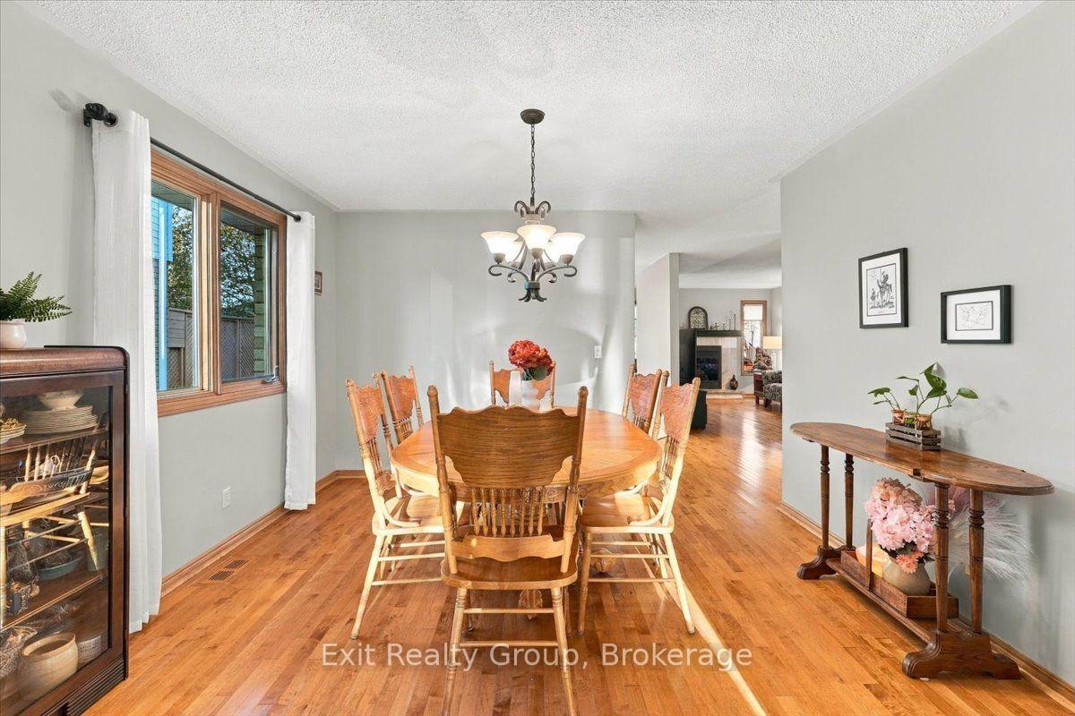 Photo 7 of 27 Dungannon Drive, Belleville, Belleville Ward — HOMEH