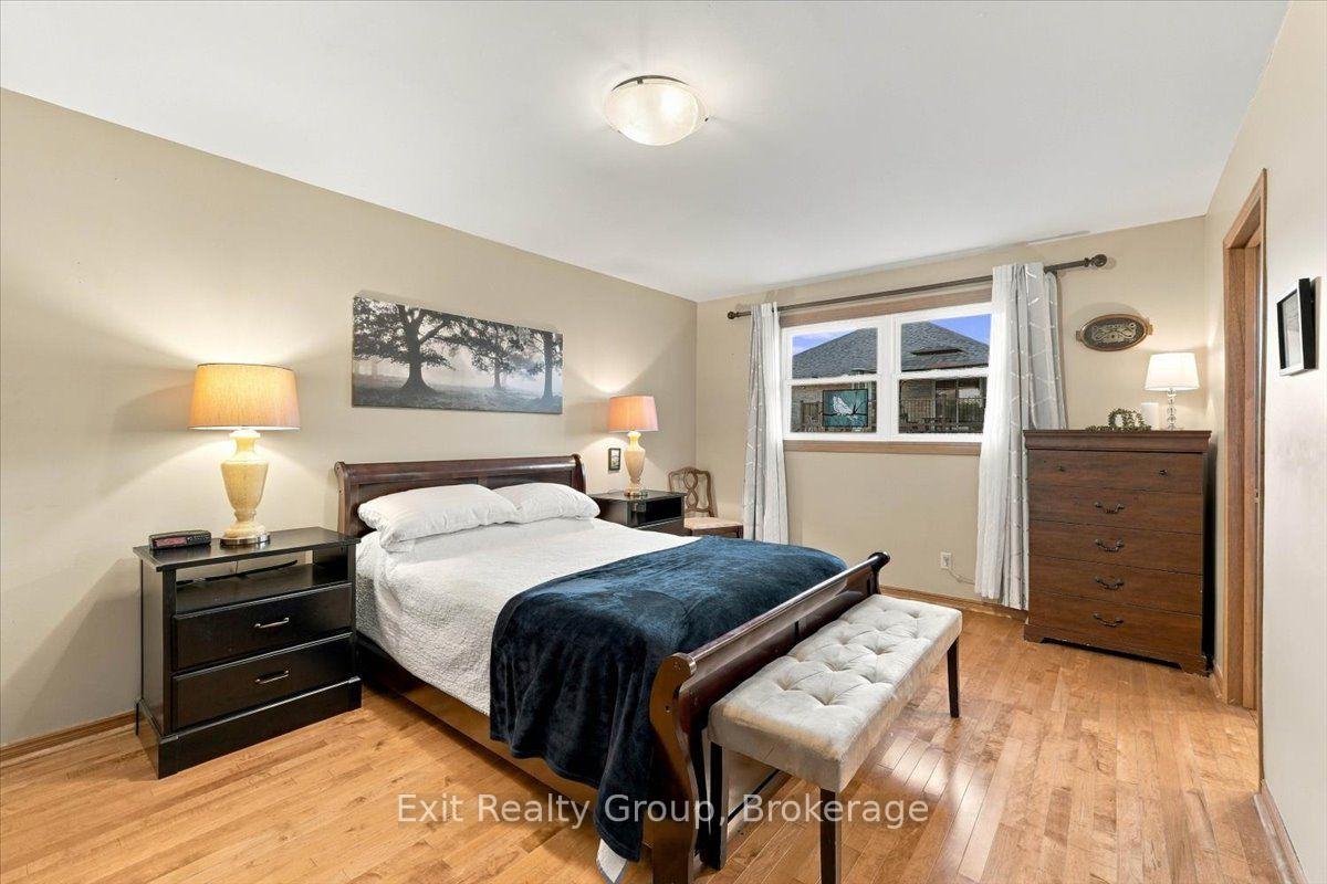 Photo 18 of 27 Dungannon Drive, Belleville, Belleville Ward — HOMEH