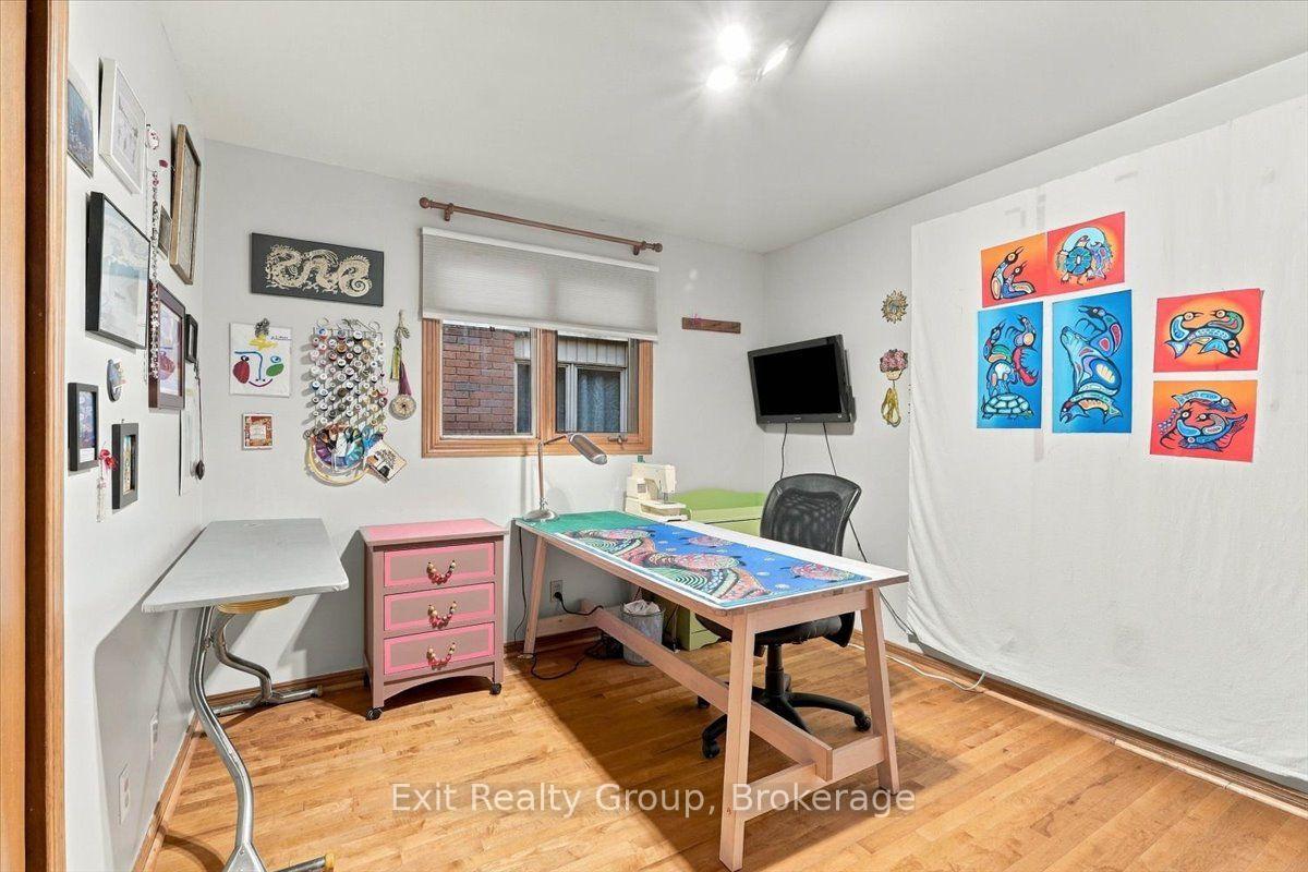 Photo 21 of 27 Dungannon Drive, Belleville, Belleville Ward — HOMEH
