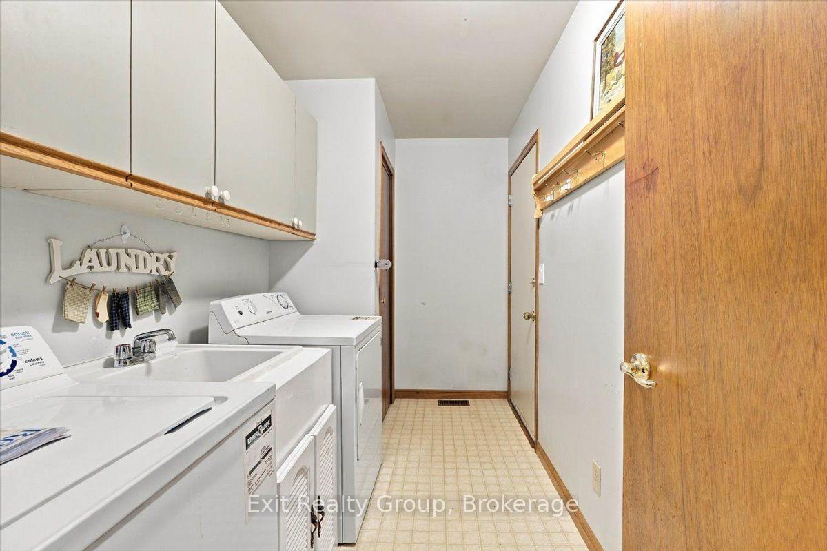 Photo 24 of 27 Dungannon Drive, Belleville, Belleville Ward — HOMEH