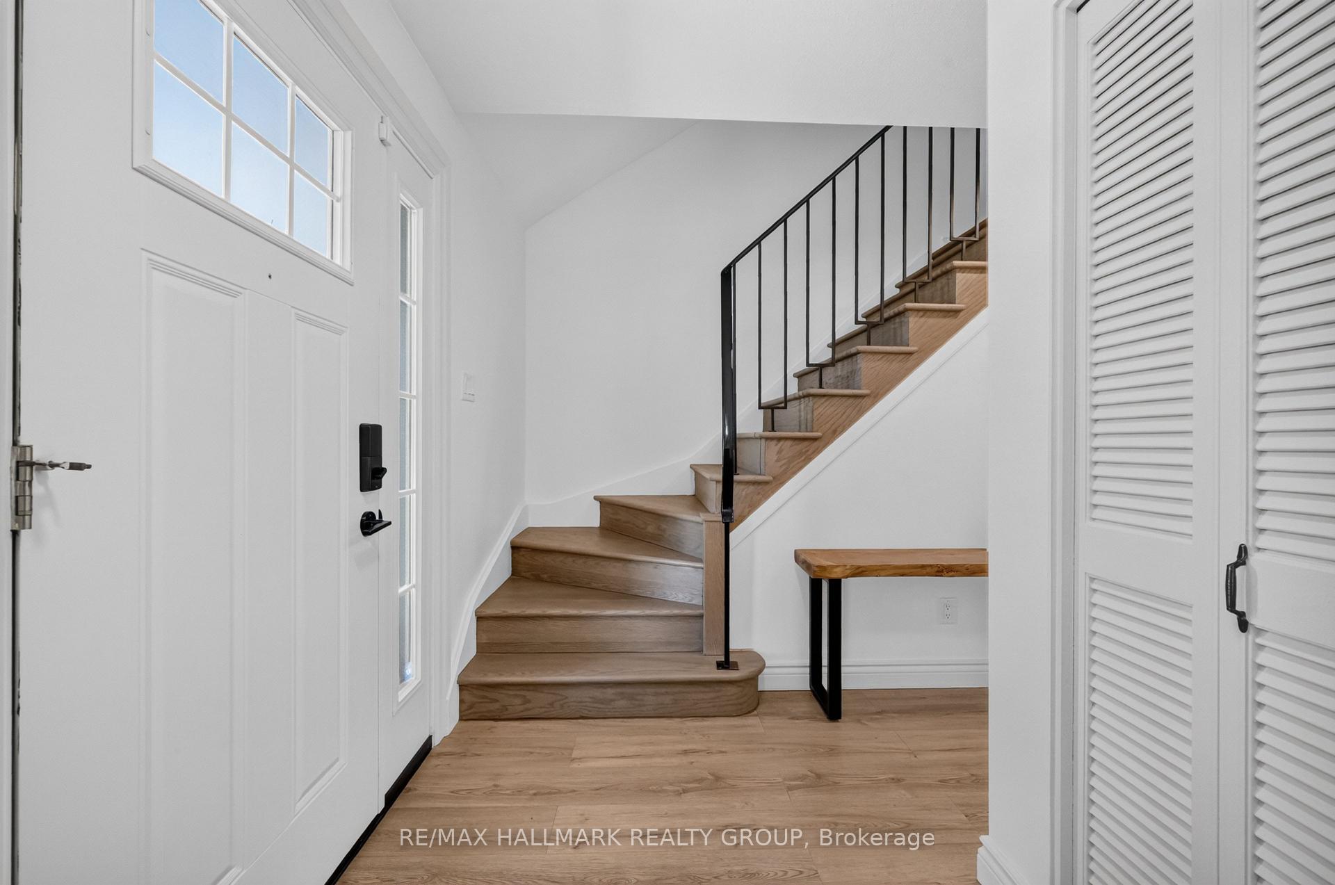 Photo 5 of 612 Clancy Street, Ottawa, Beacon Hill North — HOMEH