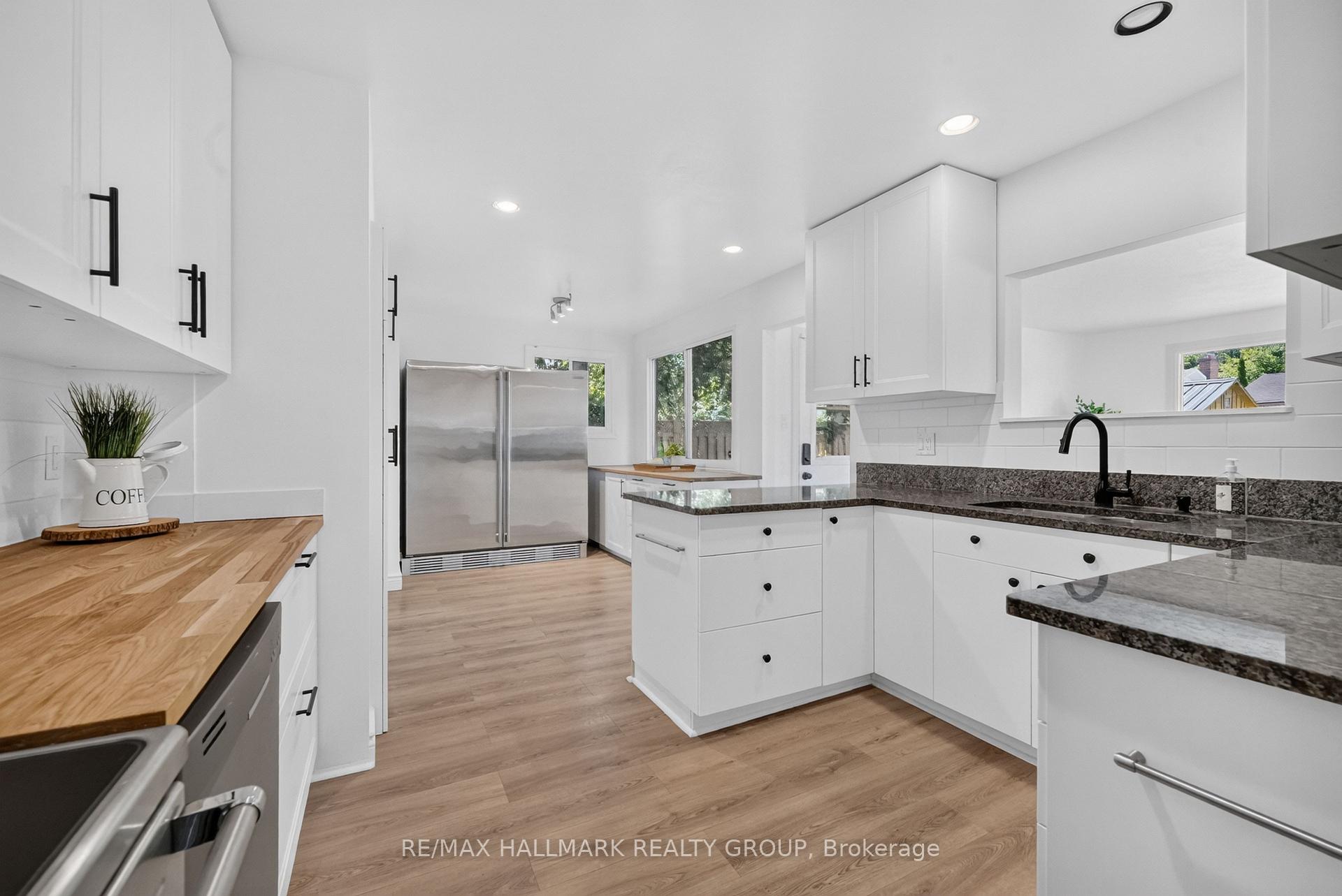 Photo 10 of 612 Clancy Street, Ottawa, Beacon Hill North — HOMEH