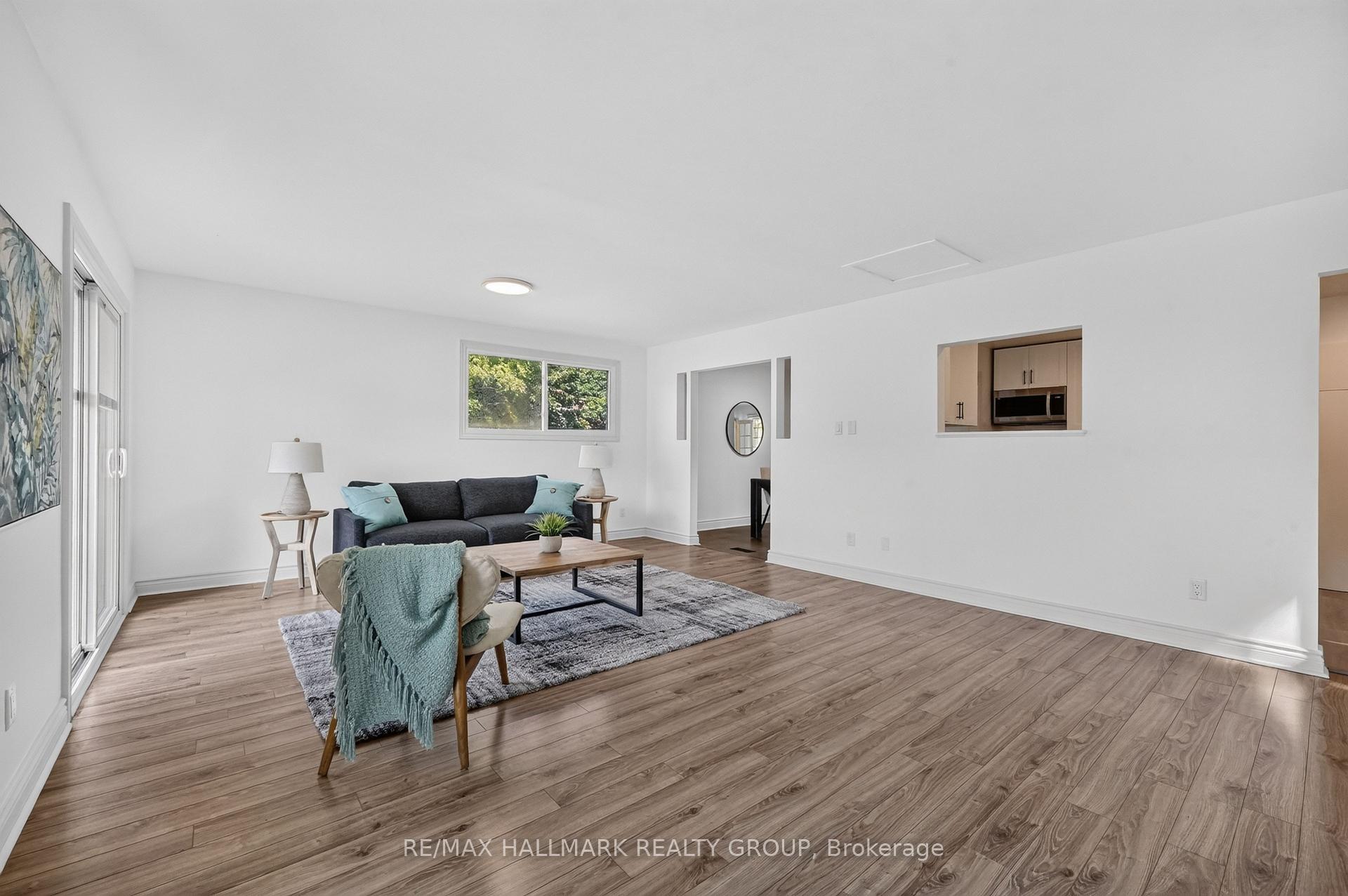 Photo 17 of 612 Clancy Street, Ottawa, Beacon Hill North — HOMEH