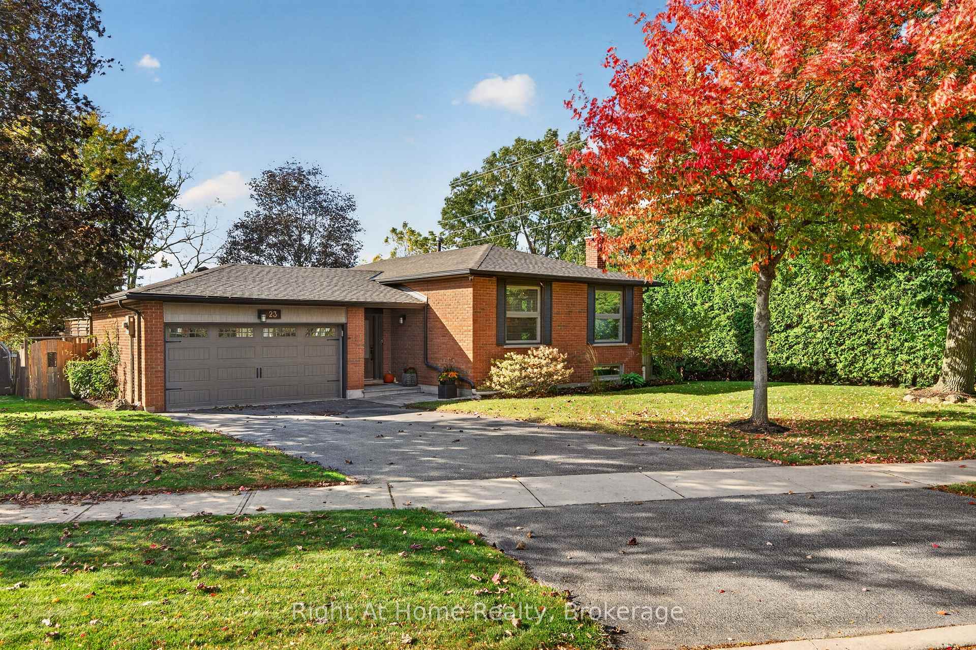 Photo of 23 Laurendale Avenue