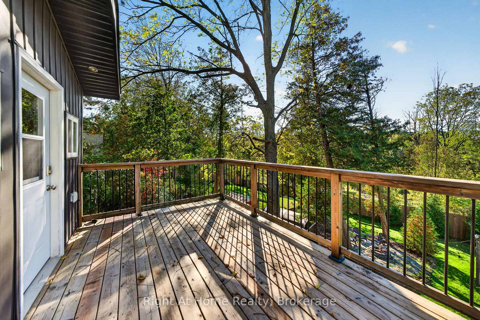 Photo 43 of 23 Laurendale Avenue, Hamilton, Waterdown — HOMEH